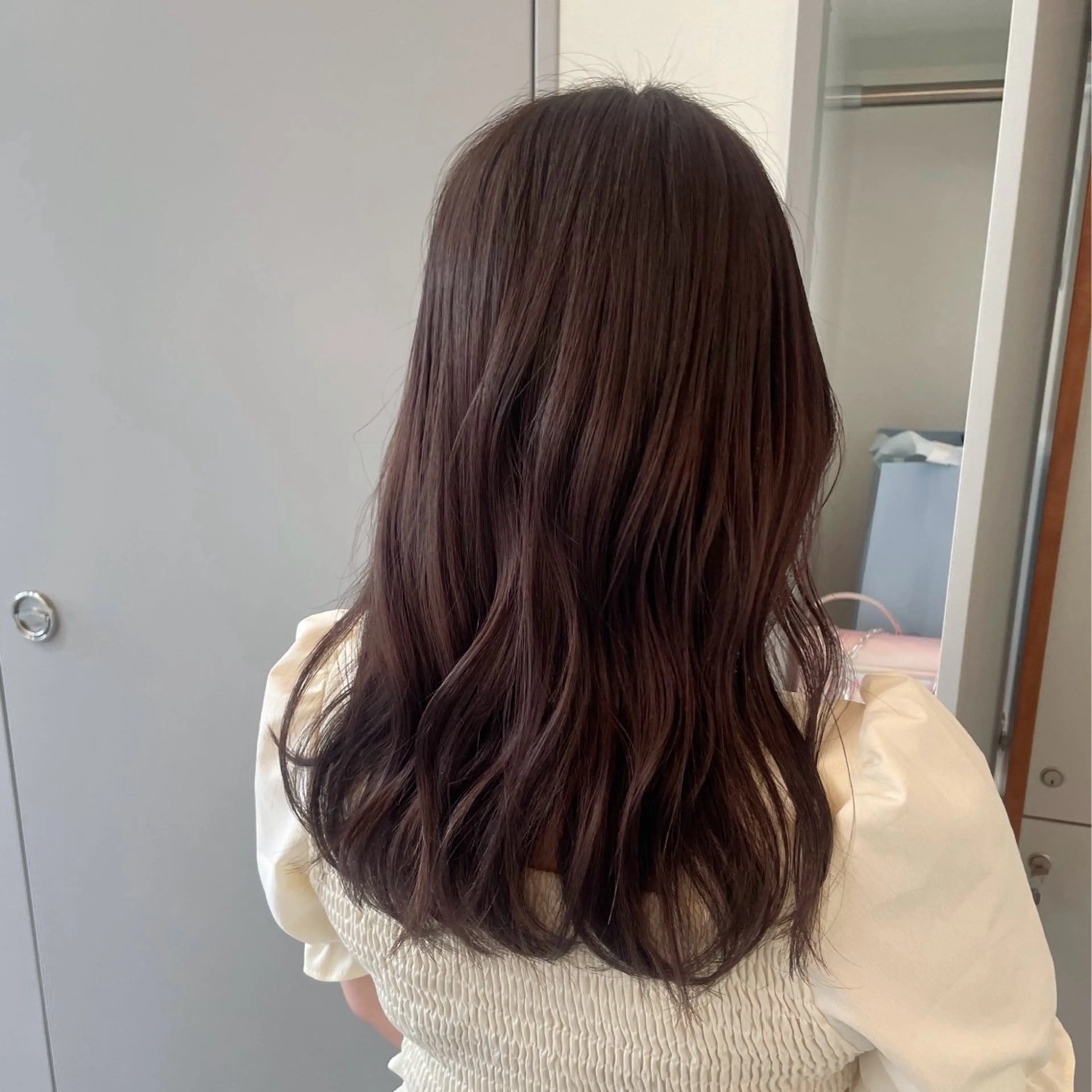 ロング カラー ベージュカラー ブリーチ ショコラベージュ 透明感カラー ダブルカラー ヘアカラー トリートメント ブリーチ/レイヤー 🌻Mutsumiのヘアスタイル