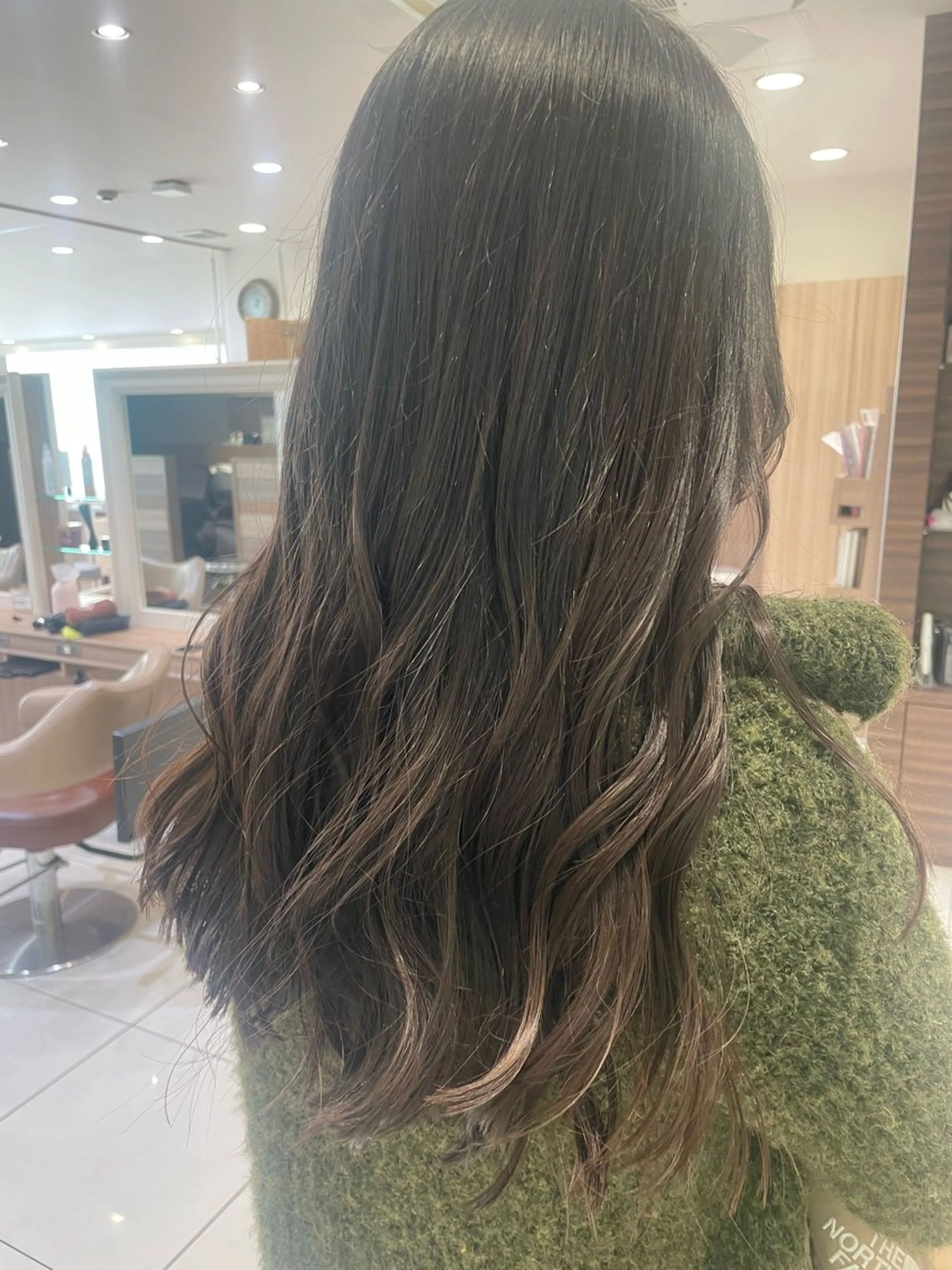 ロング カラー ヘアアレンジ カット ヘアカラー トリートメント 韓国ヘアメイク🎀/ 縮毛矯正✨山本媛香のヘアスタイル