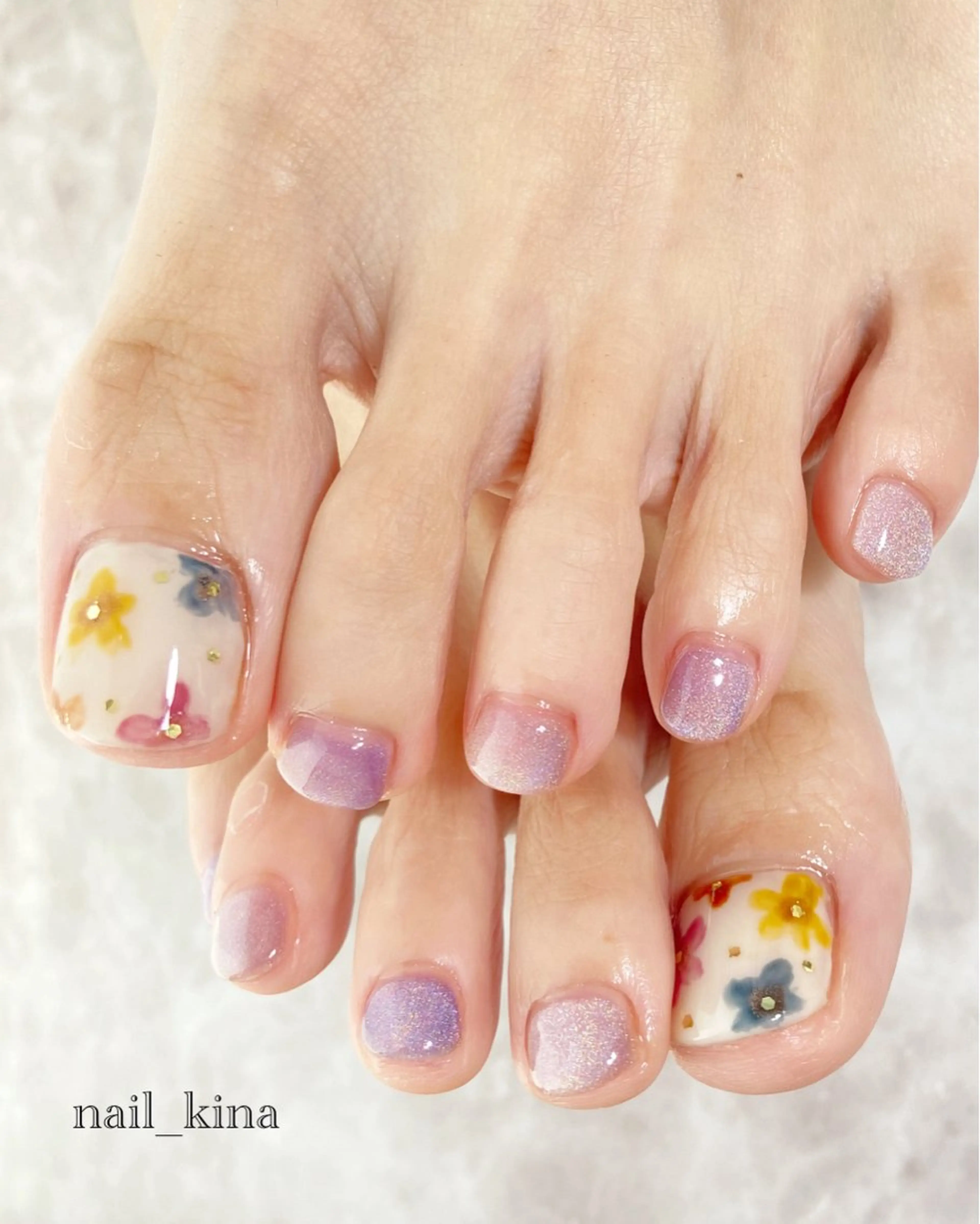 ネイル フットネイル マグネットネイル 春ネイル nail_ kinaのネイルデザイン