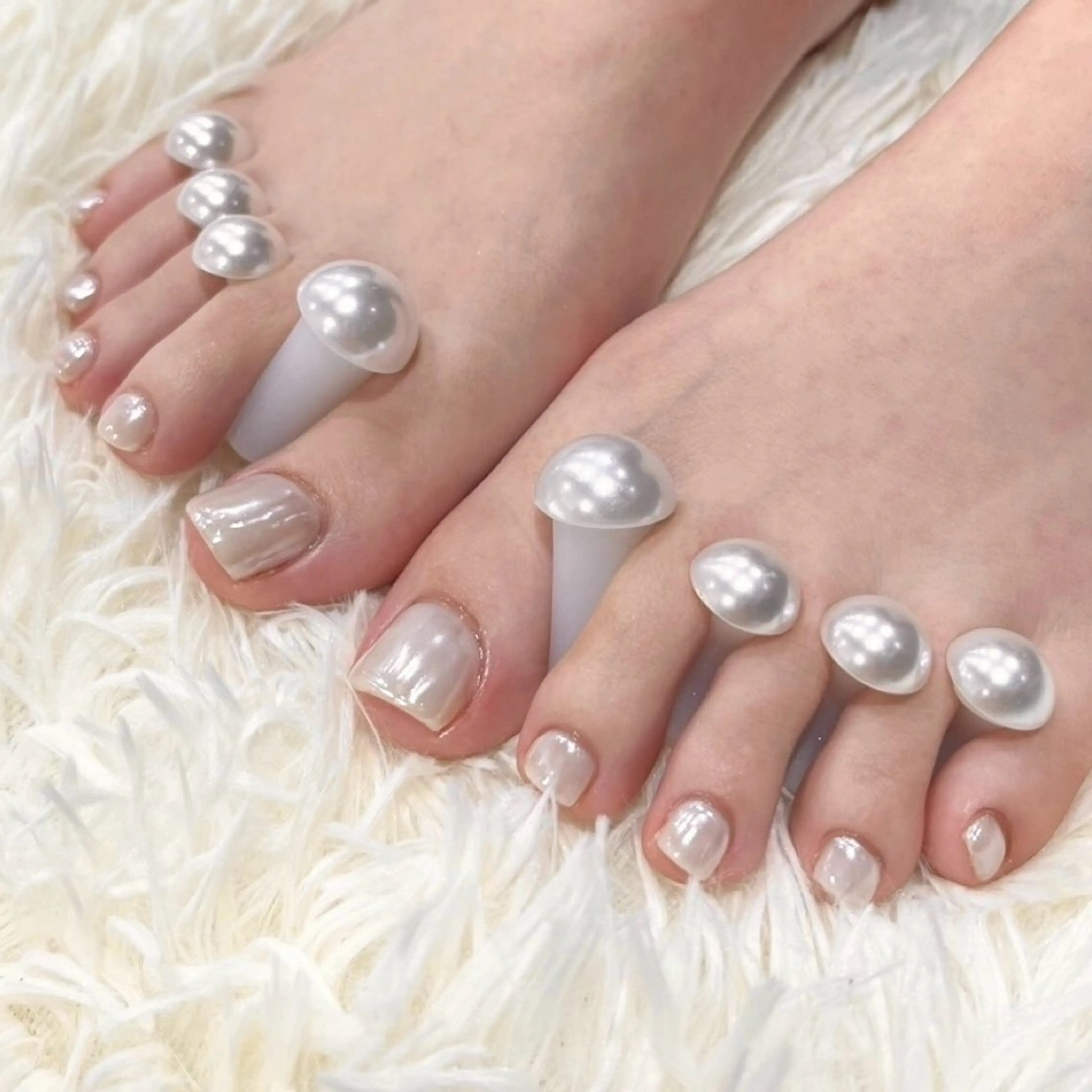 ネイル オーロラネイル ワンカラーネイル ホワイト Allure小山店 アミのネイルデザイン