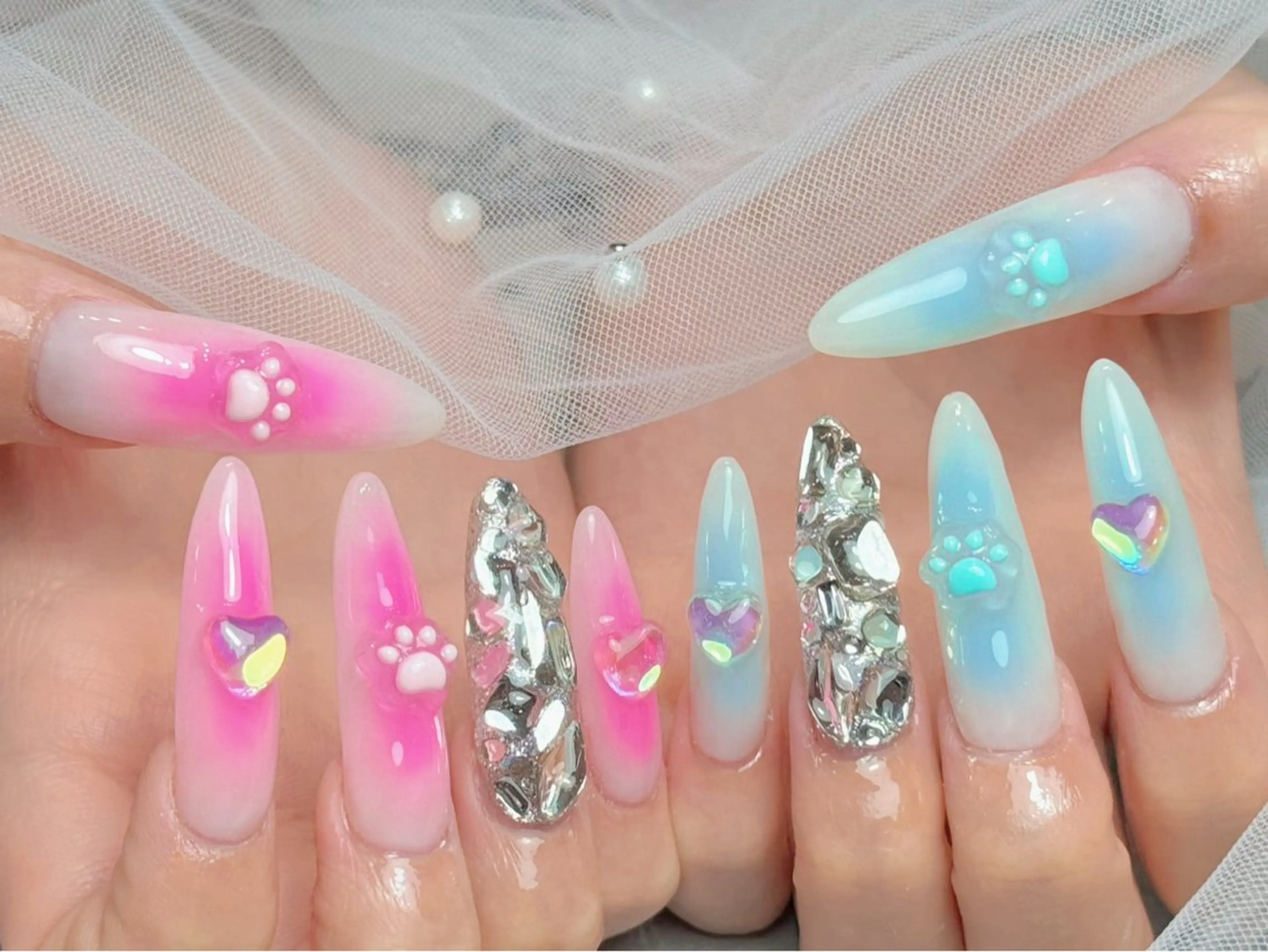 ネイル マジックミラー所属・マジック ミラーのネイルデザイン