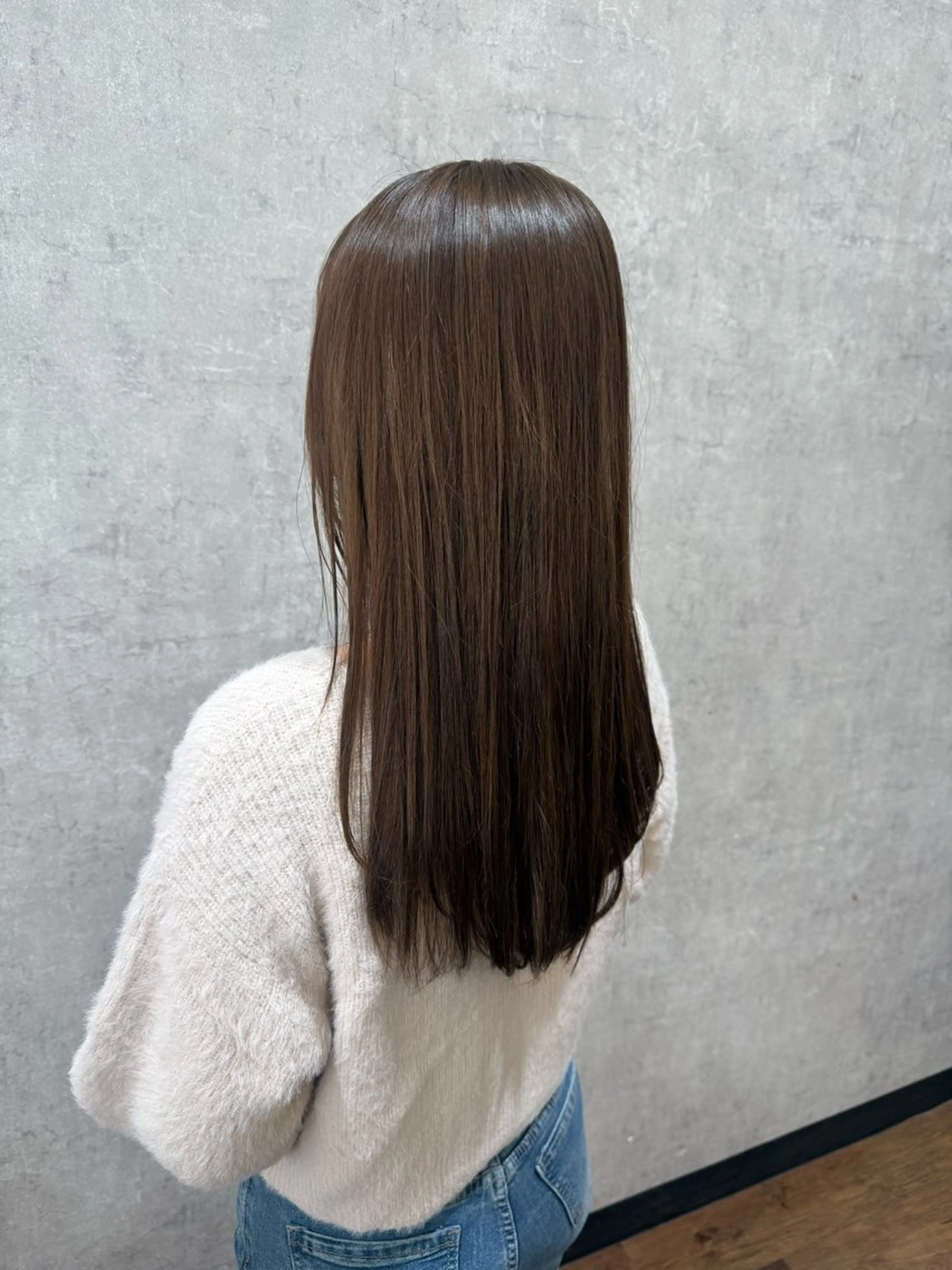 ミディアム カット 松本 希愛のヘアスタイル