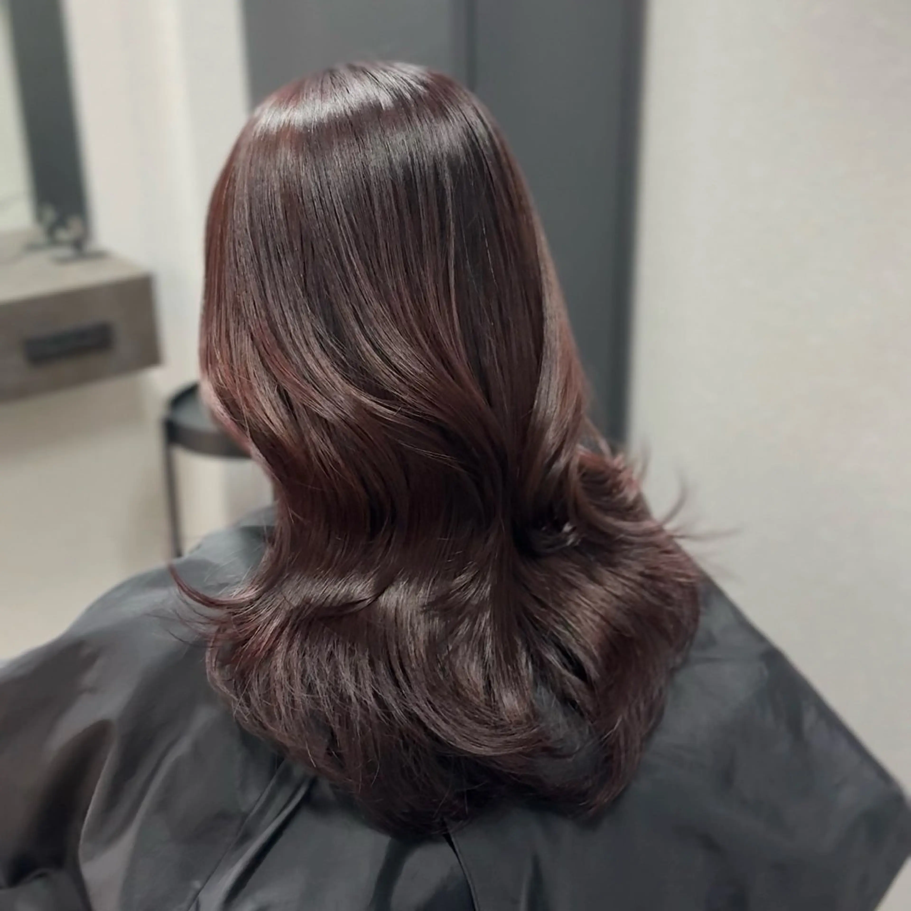 ロング カラー 黒髪 透明感カラー グレージュ オリーブカラー 髪質改善 ヘアカラー トリートメント ブリーチなし I 髪質改善Ⅰたつやのヘアスタイル