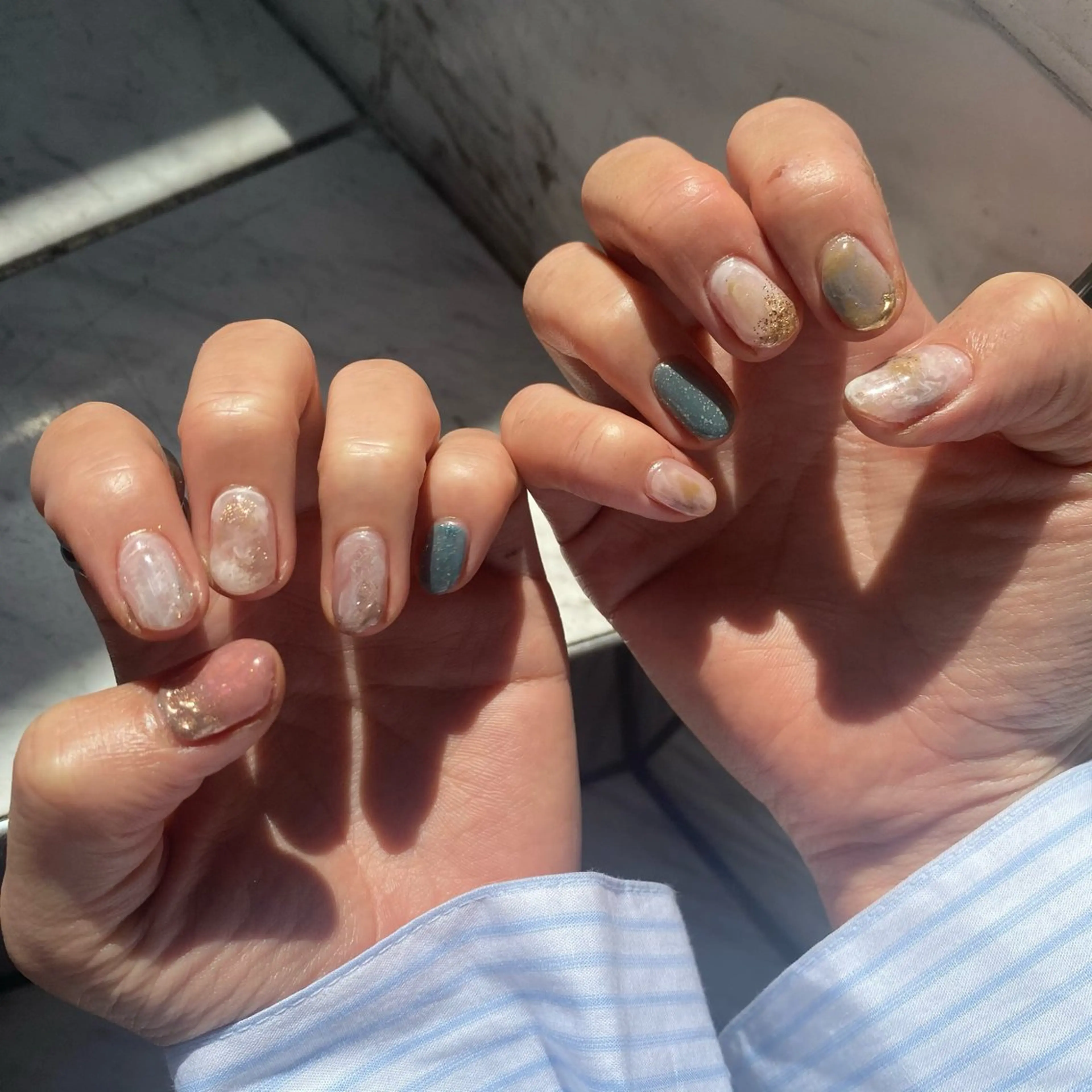 ネイル フットネイル フレンチネイル ジェルネイル グラデーション マグネットネイル ハンドネイル ヘアー.ネイル二刀流 misa🫧のヘアスタイル