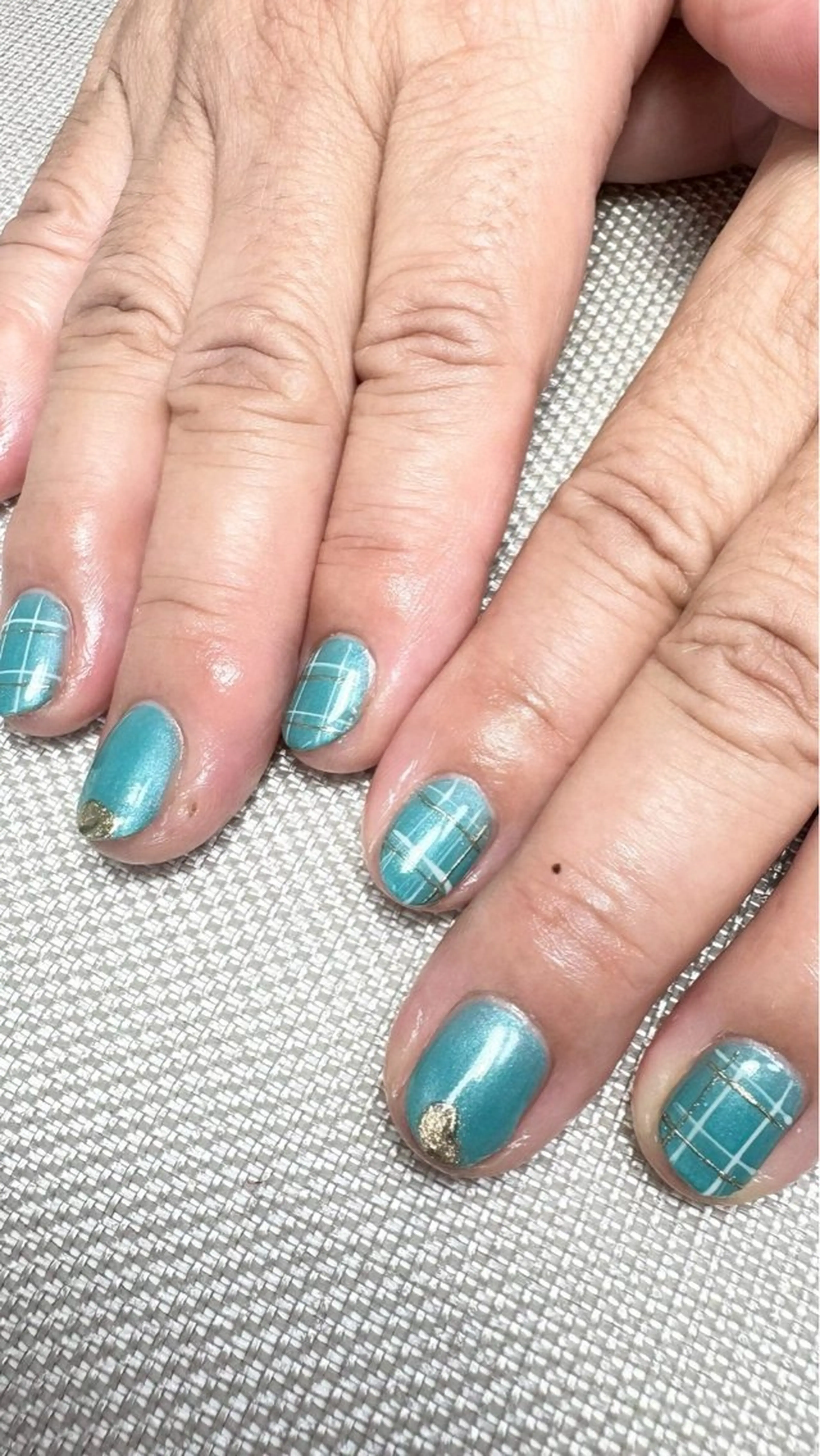 ネイル ブルー ゴージャス AND mielのネイルデザイン