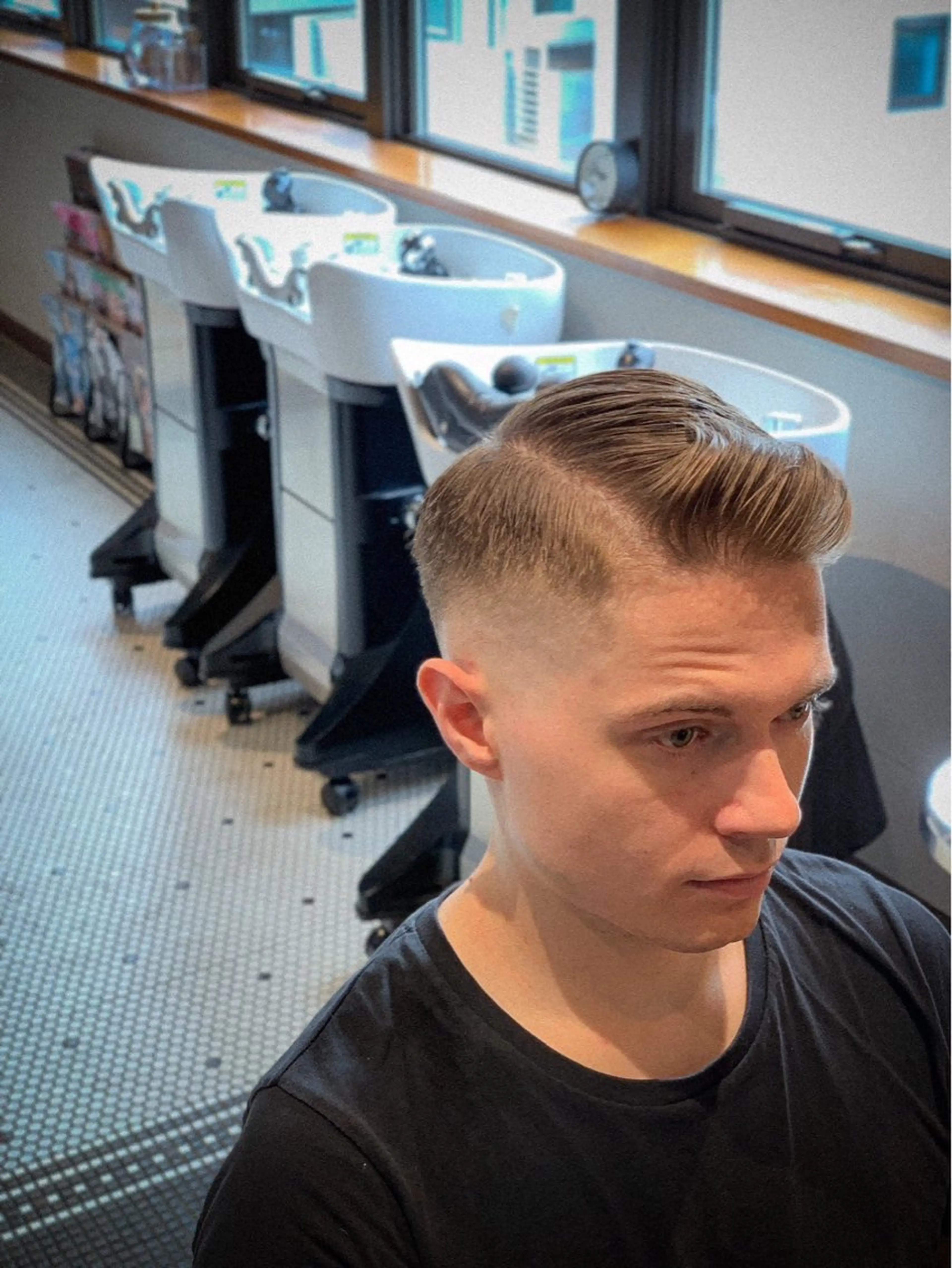 メンズ フェードカット 七三 THE MAN　Leverage New York所属・花形 知希のヘアスタイル