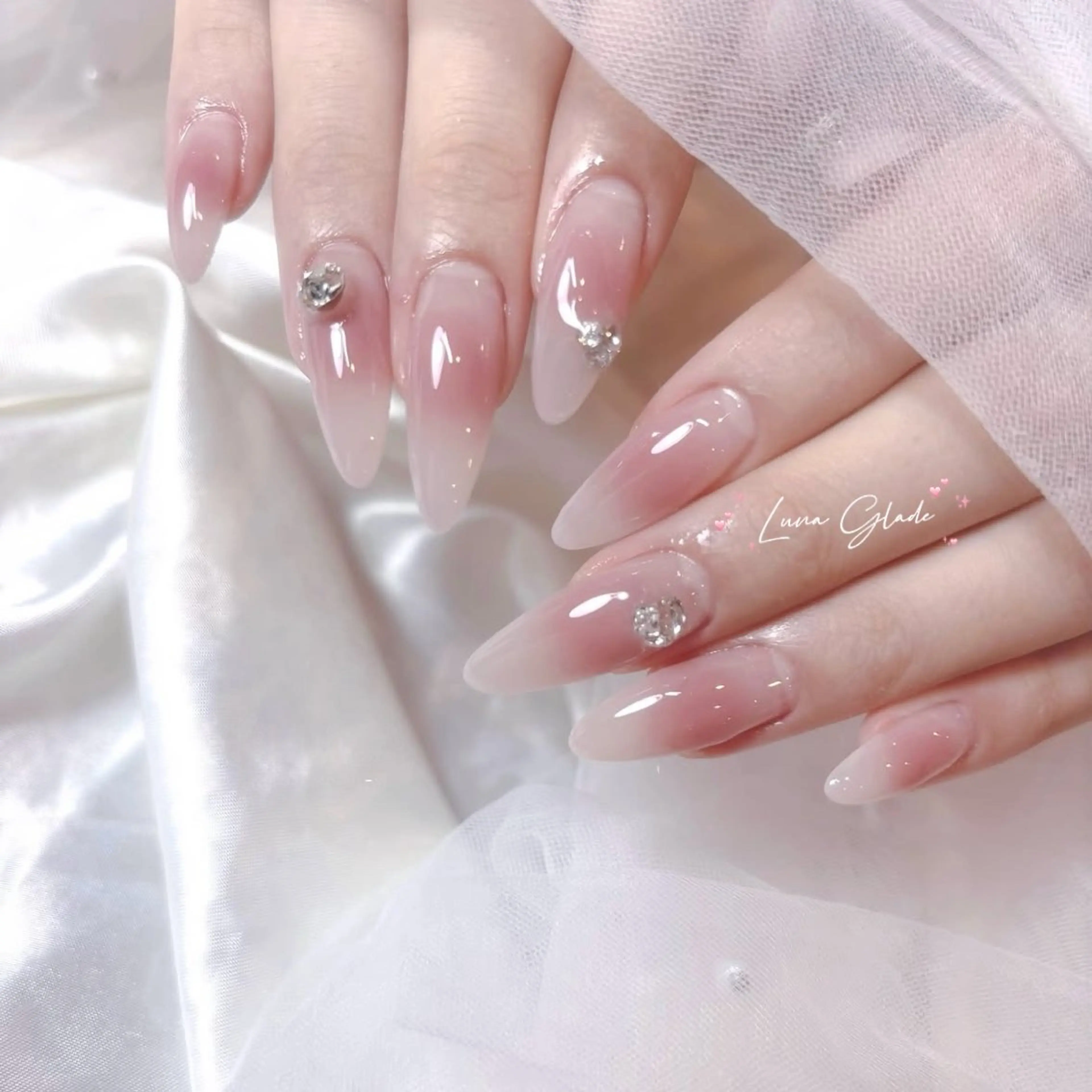 ネイル ハンドネイル Luna Glade Nail Salon所属・Luna Gladeのネイルデザイン