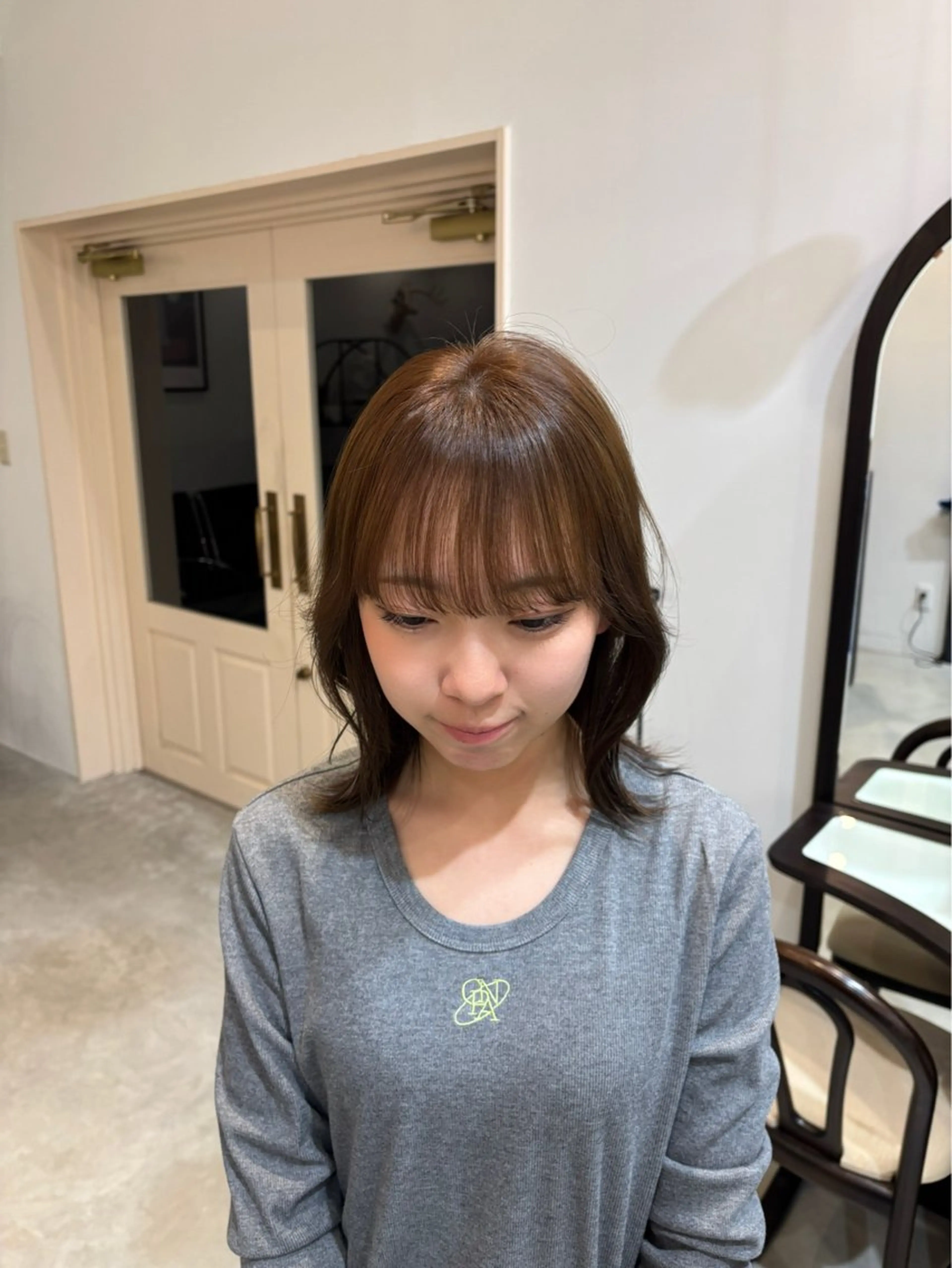 カラー 牧野 花夏のヘアスタイル