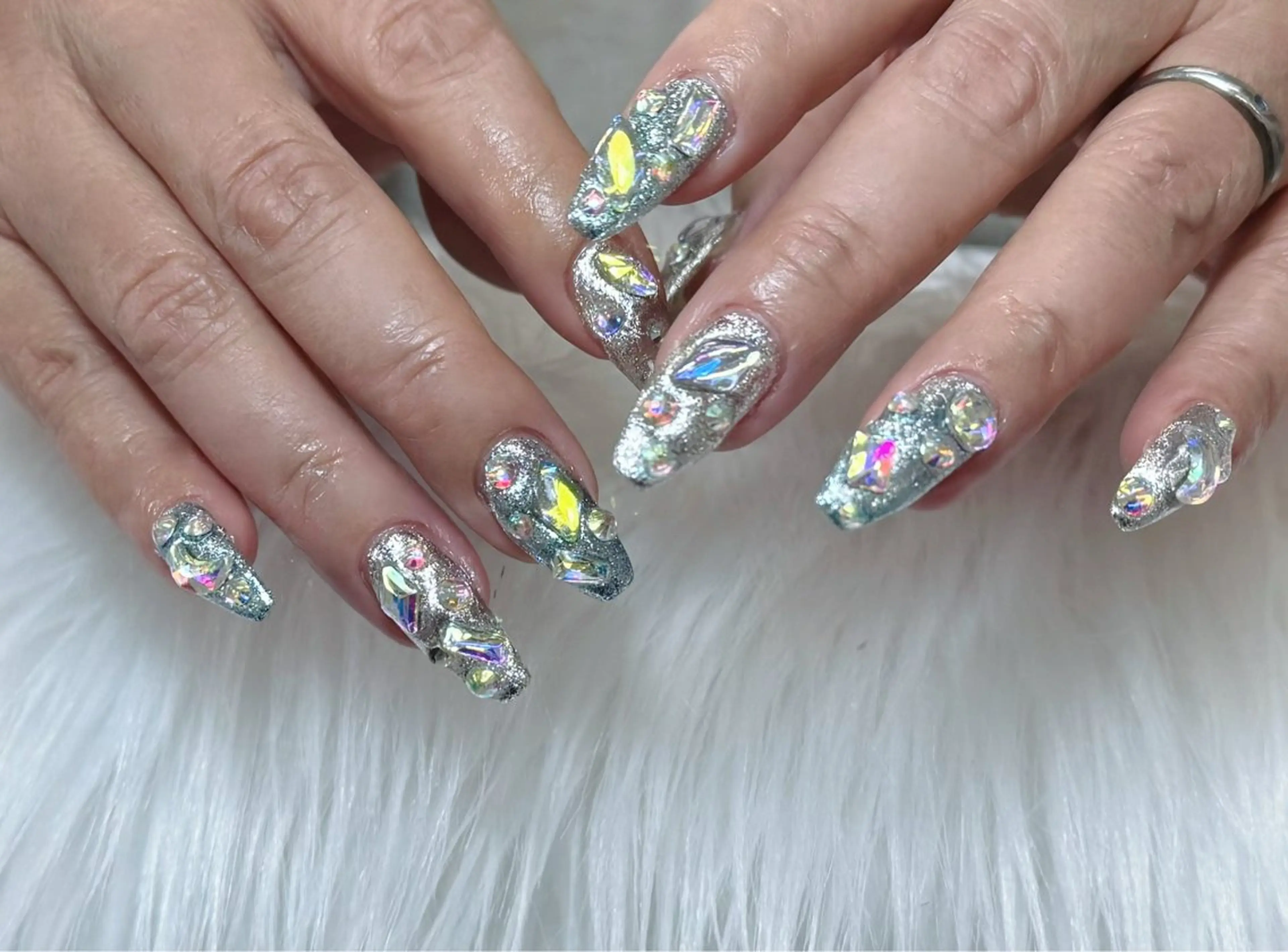 ネイル ハンドネイル NAIL atre AYAのネイルデザイン