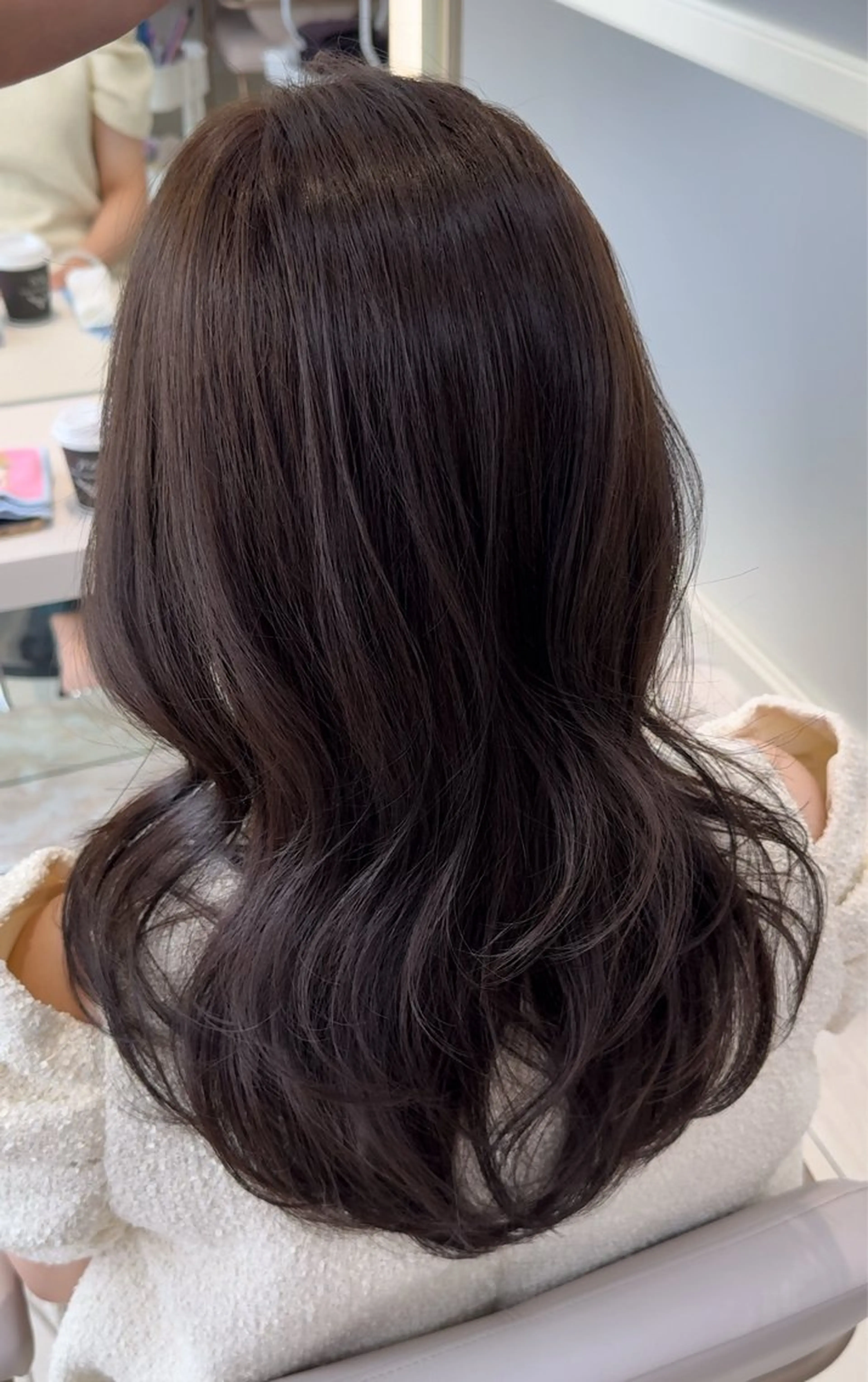 ミディアム ヘアセット 𝐑𝐞𝐨/透明感 𝐜𝐨𝐥𝐨𝐫のヘアスタイル