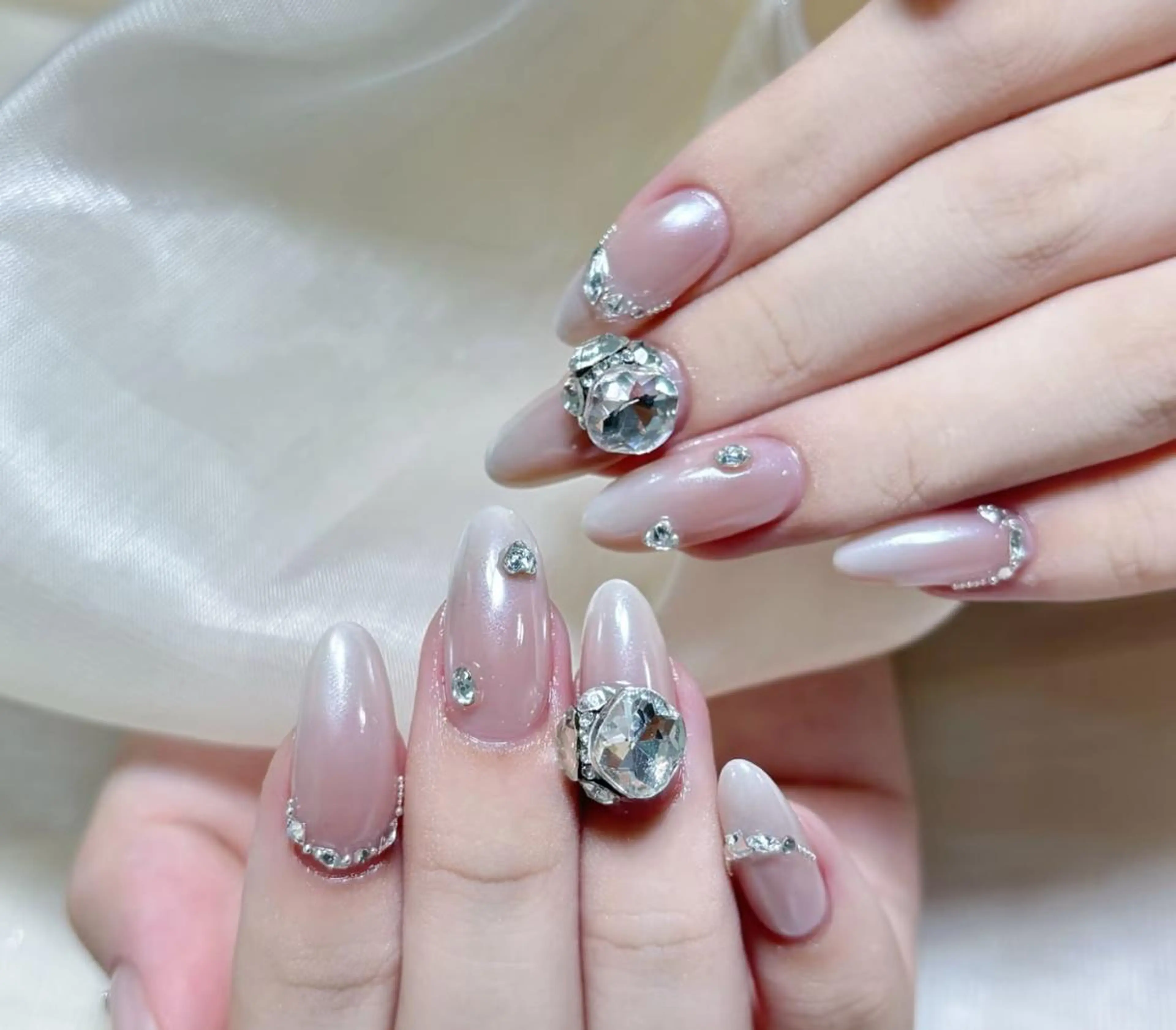 ネイル ハンドネイル ハンドケア 🍑 momo_nailのネイルデザイン