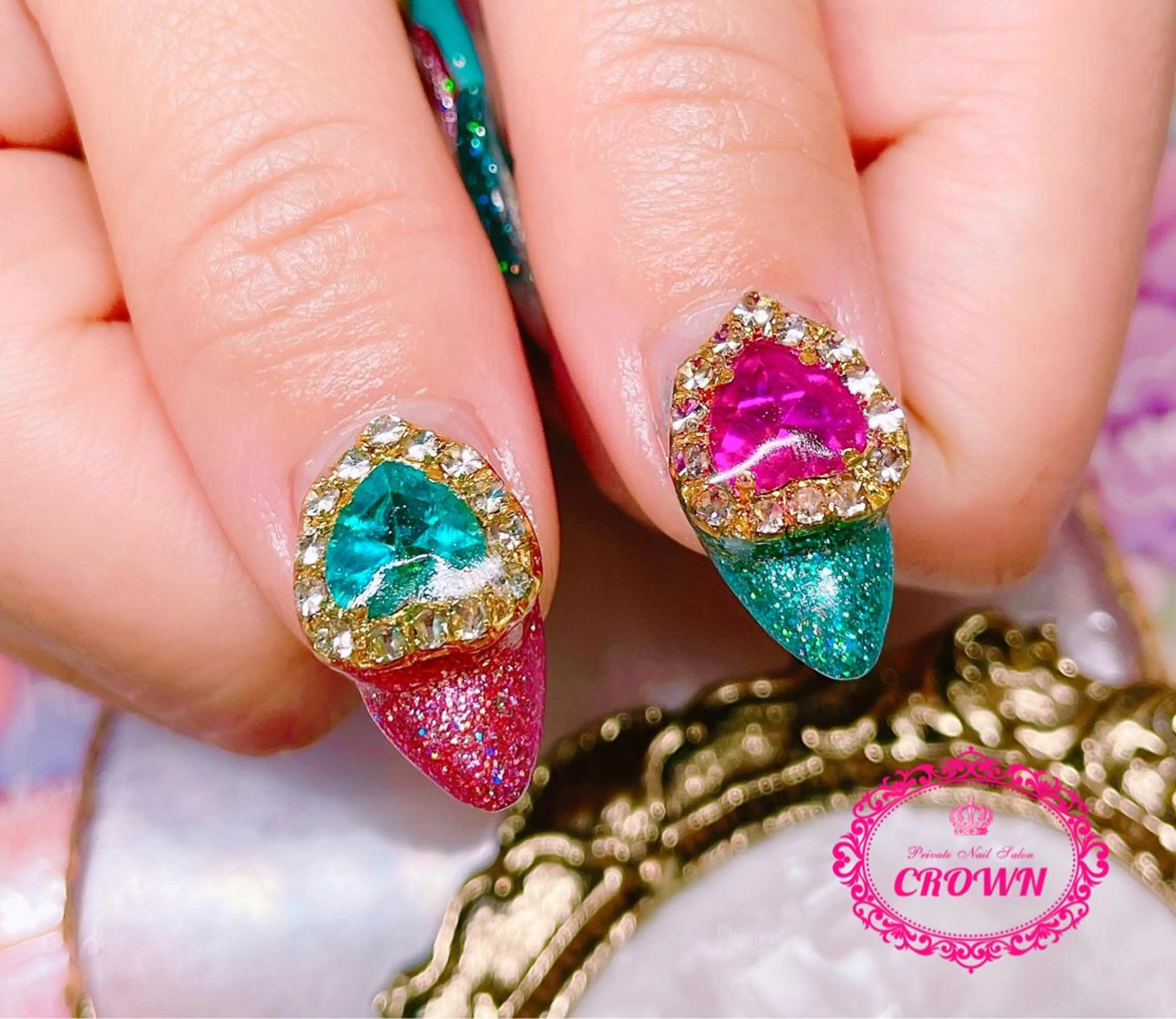 ネイル CROWN プライベートサロンのネイルデザイン