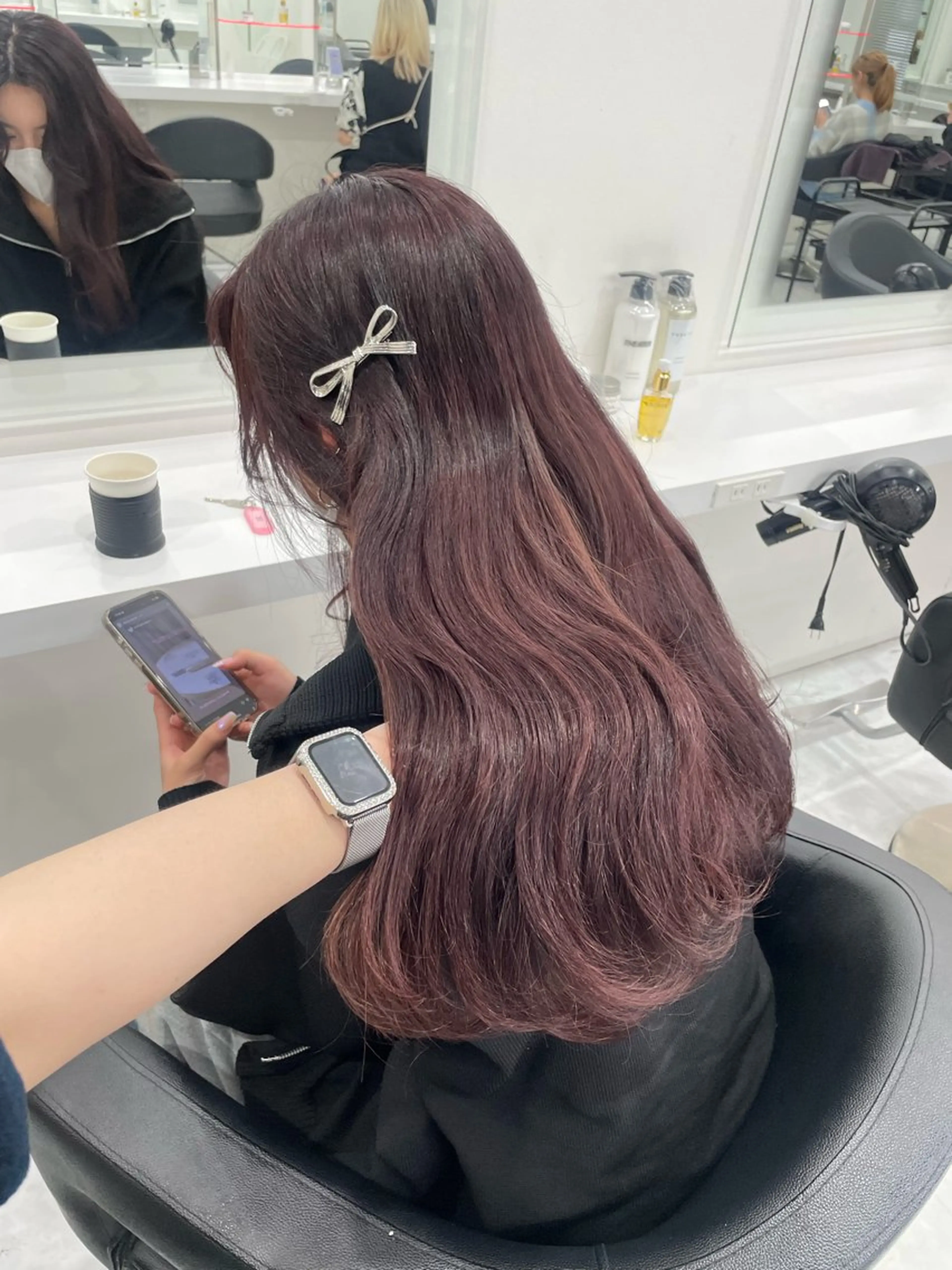 カラー akari🎀🤍 ガーリーstyleのヘアスタイル