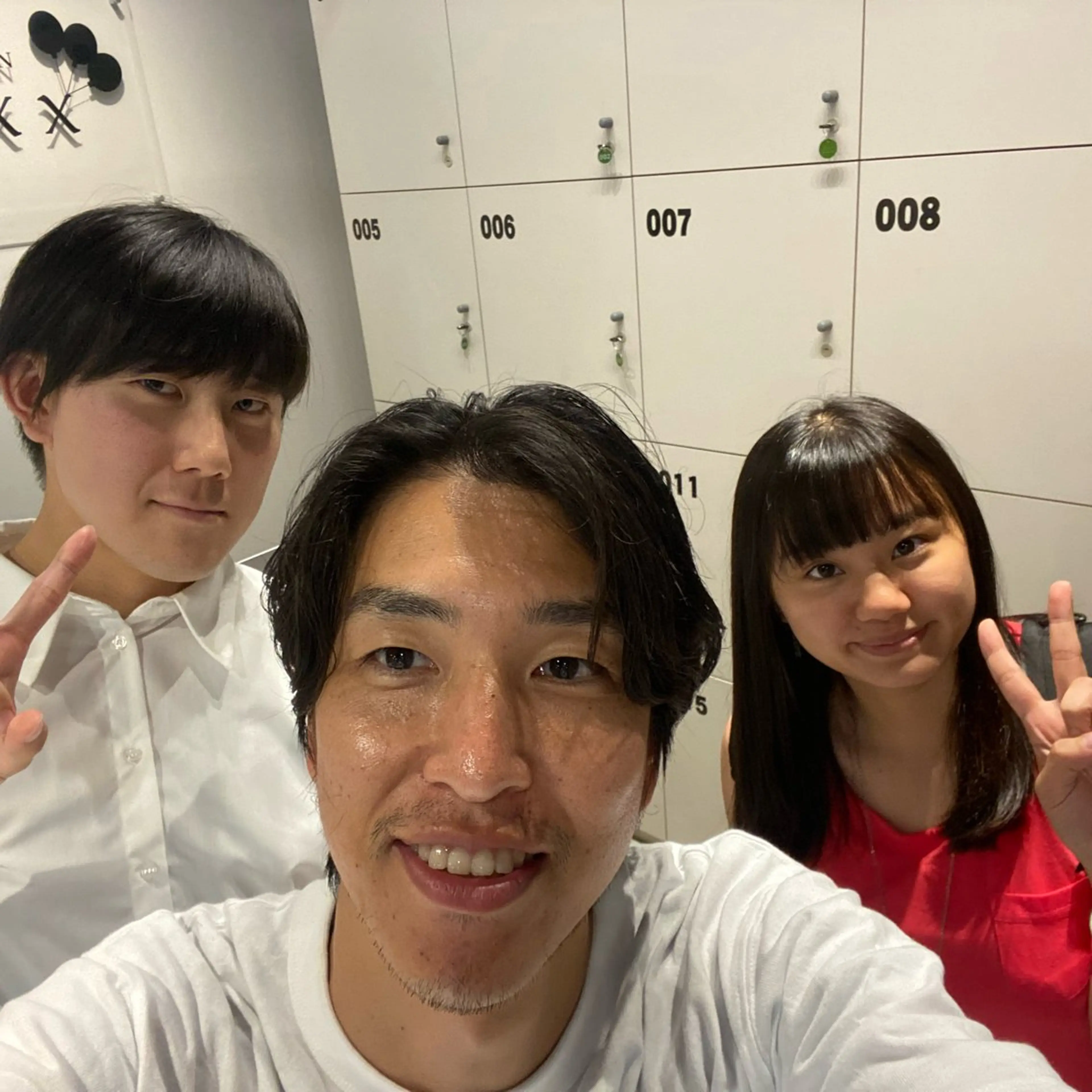 ミディアム ミディアムパーマ ハイライト 髪質改善 レイヤーカット カット ヘアカラー トリートメント また会いたくなる 美容師【KENTA】のヘアスタイル