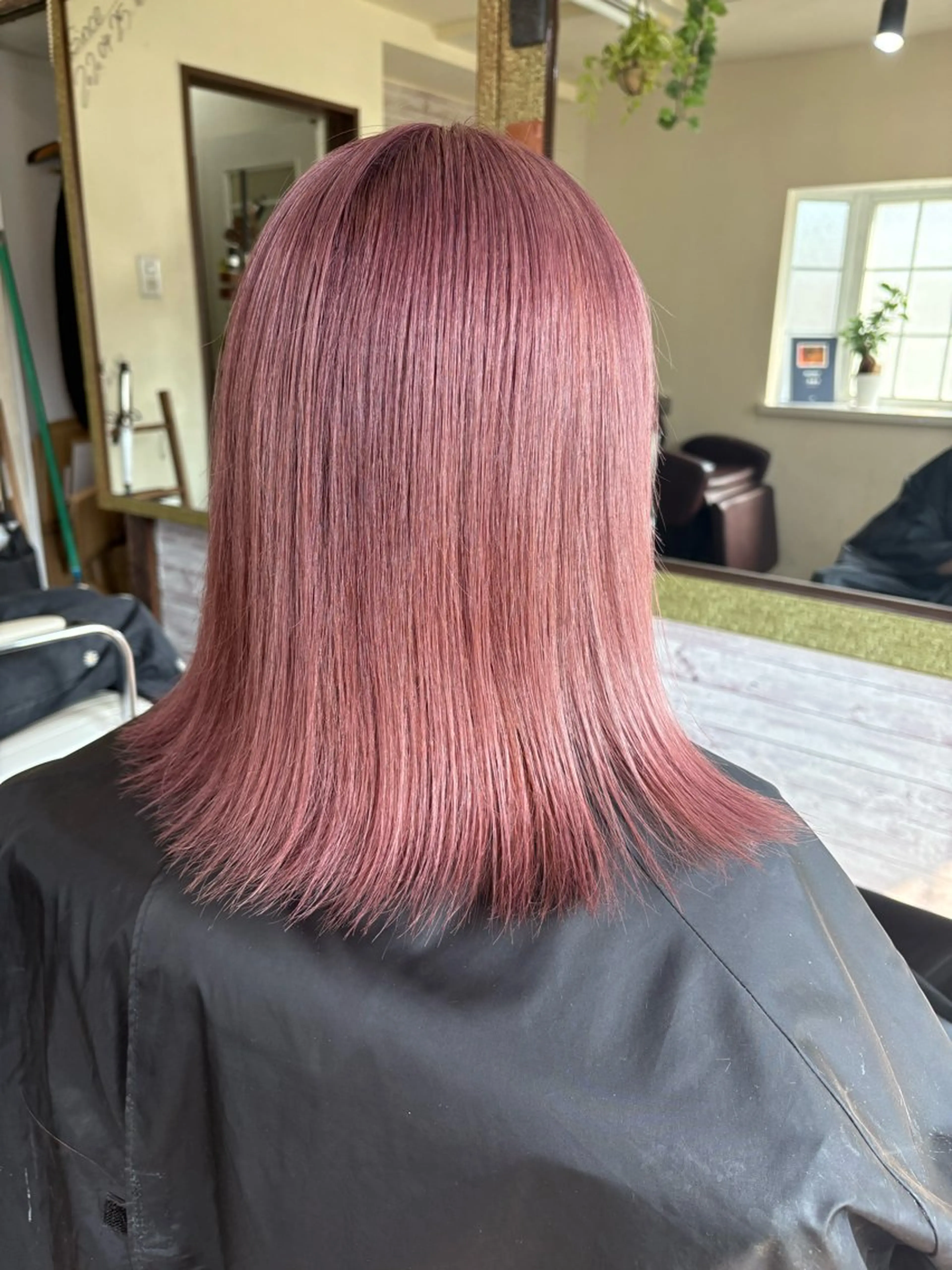 カラー ヘアカラー 渡辺 健太のヘアスタイル