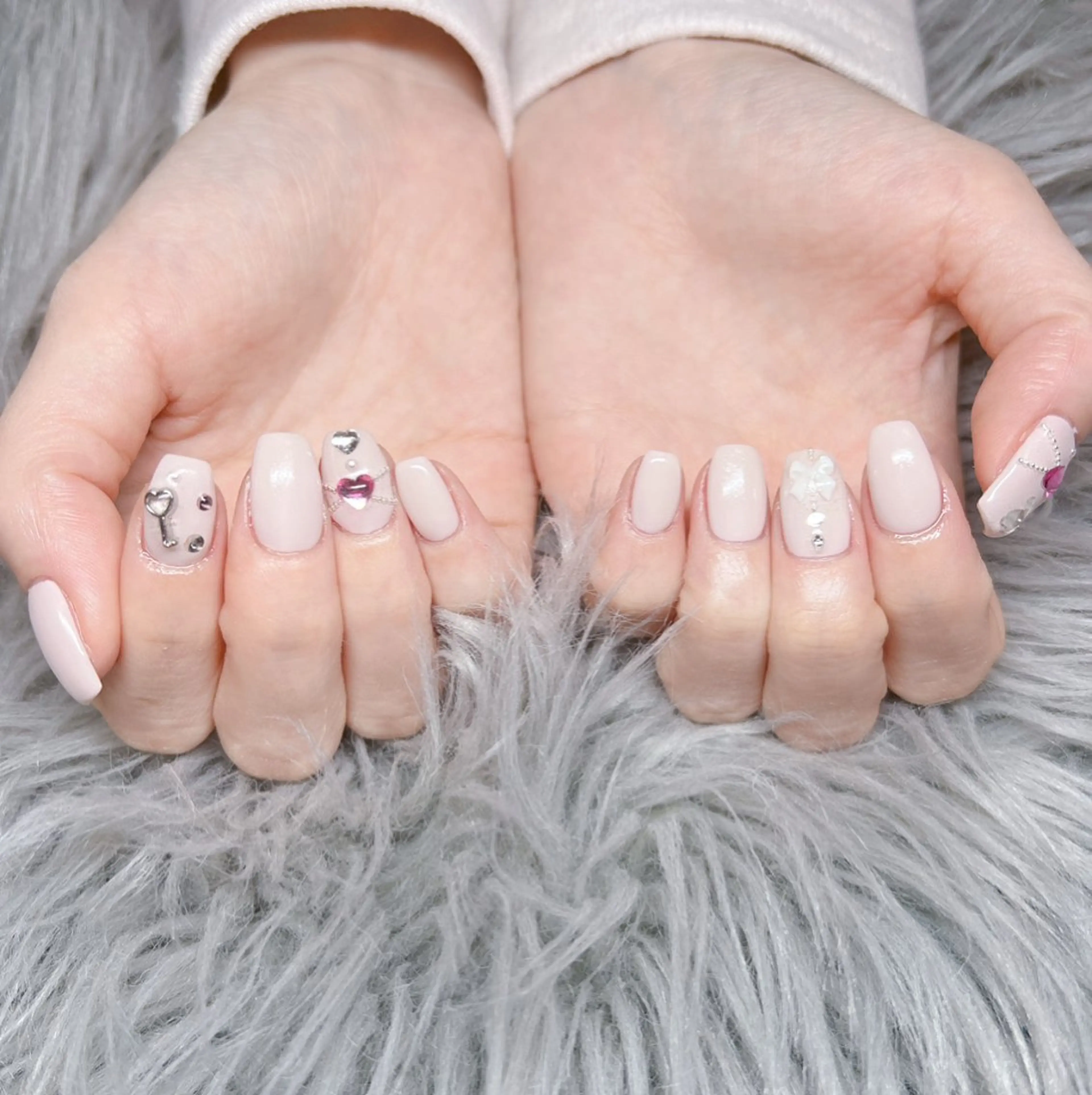 ネイル 個室ネイルサロンDolly  Girl〜ドーリーガール〜所属・DollyGirl KYOKOのネイルデザイン