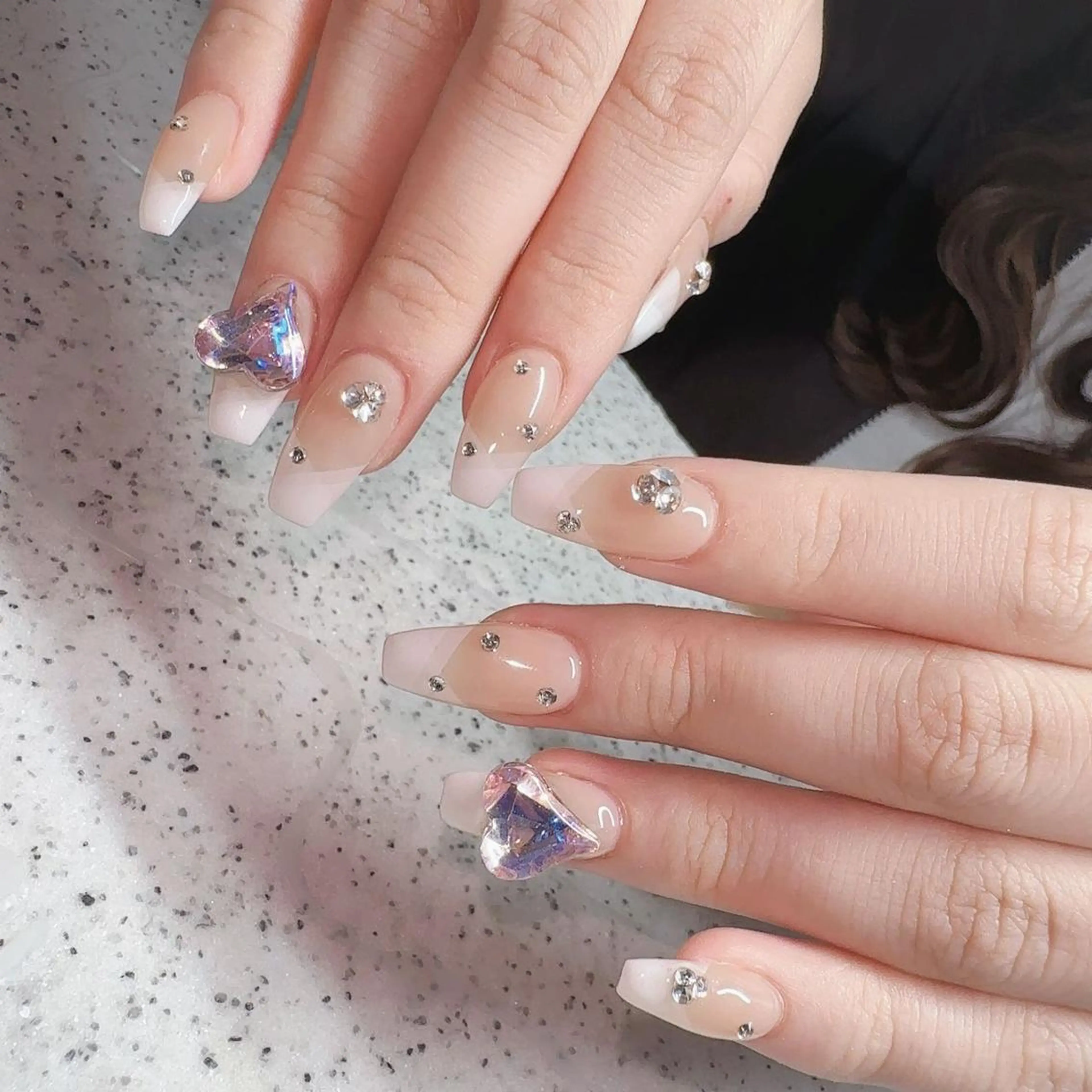 ネイル アートネイル 長さ出し ネイルチップ Queens momoのネイルデザイン