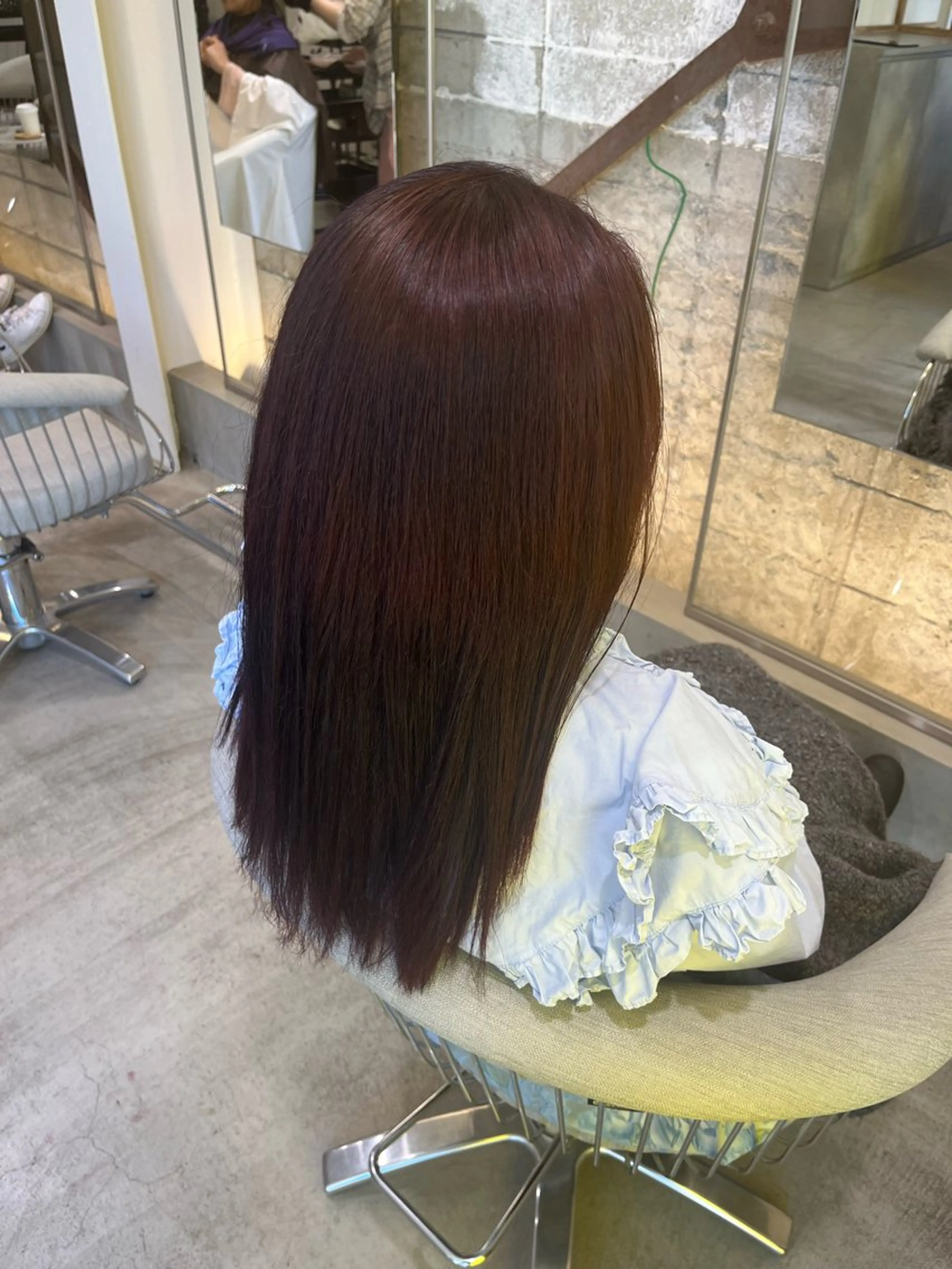 カラー TONAI　Rem所属・中田 舞桜のヘアスタイル