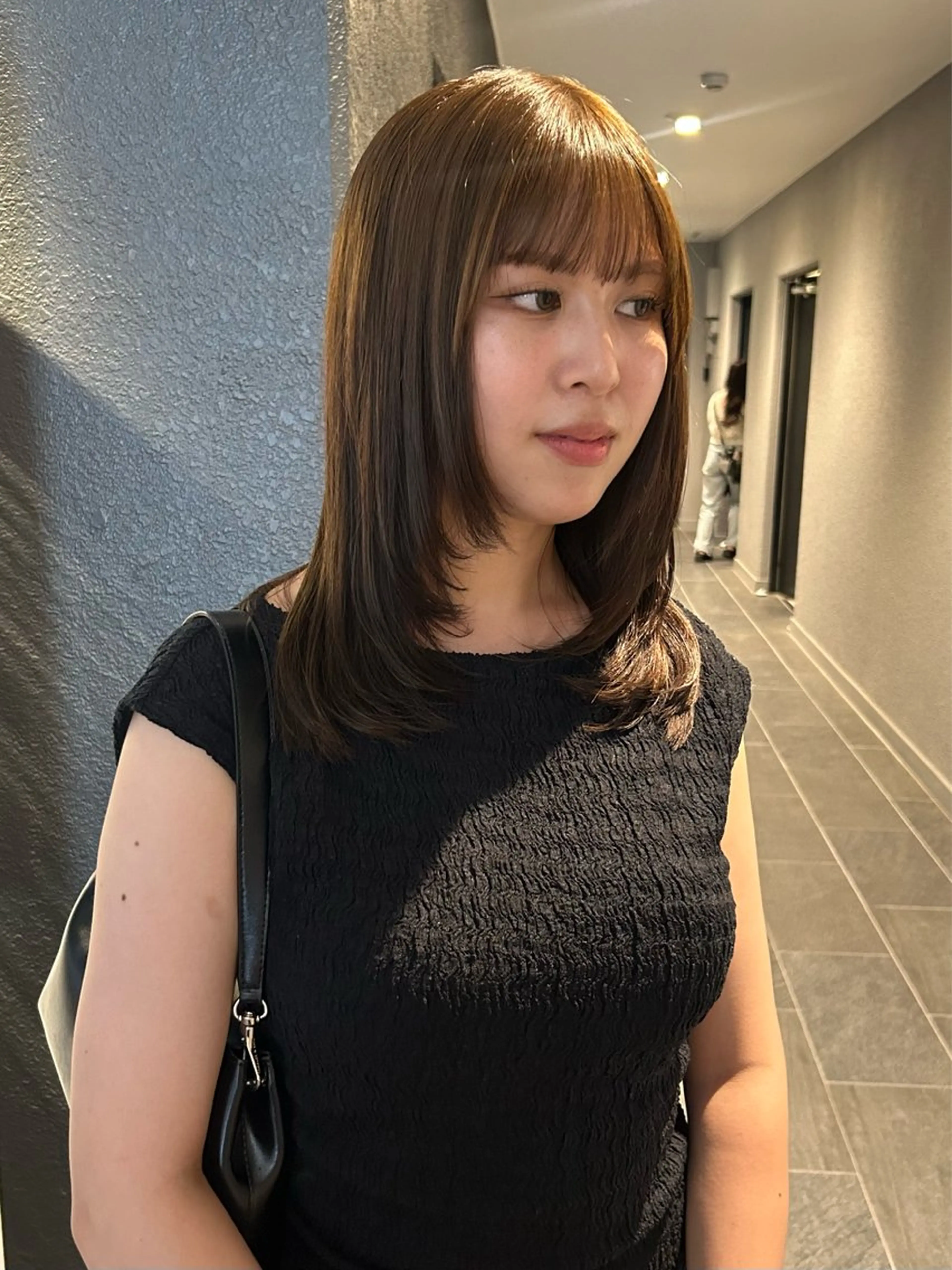 ミディアム カラー カット ヘアカラー トリートメント 透明感カラー レイヤーカット りなのヘアスタイル