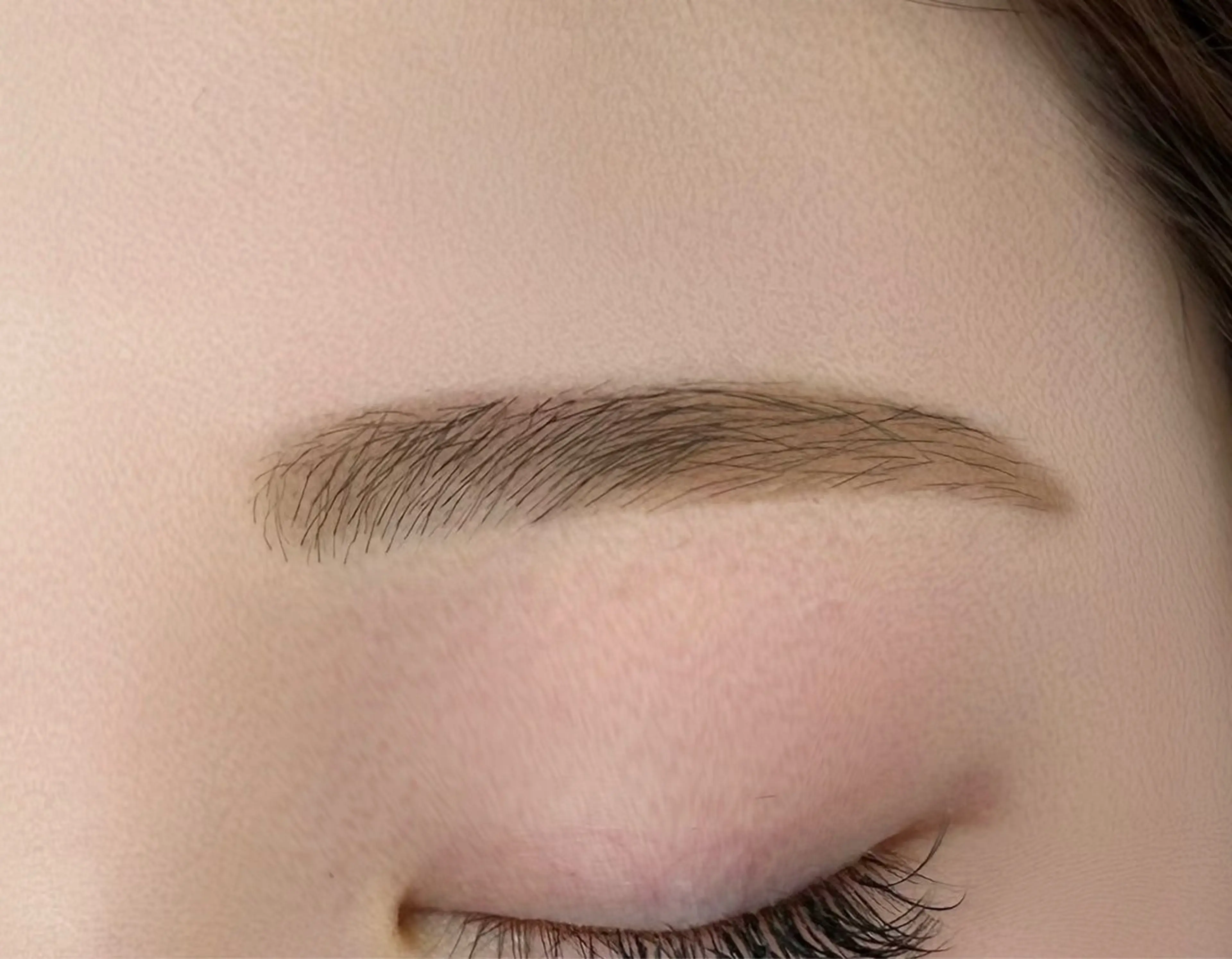 アイブロウ 永井 愛莉のマツエク・マツパデザイン