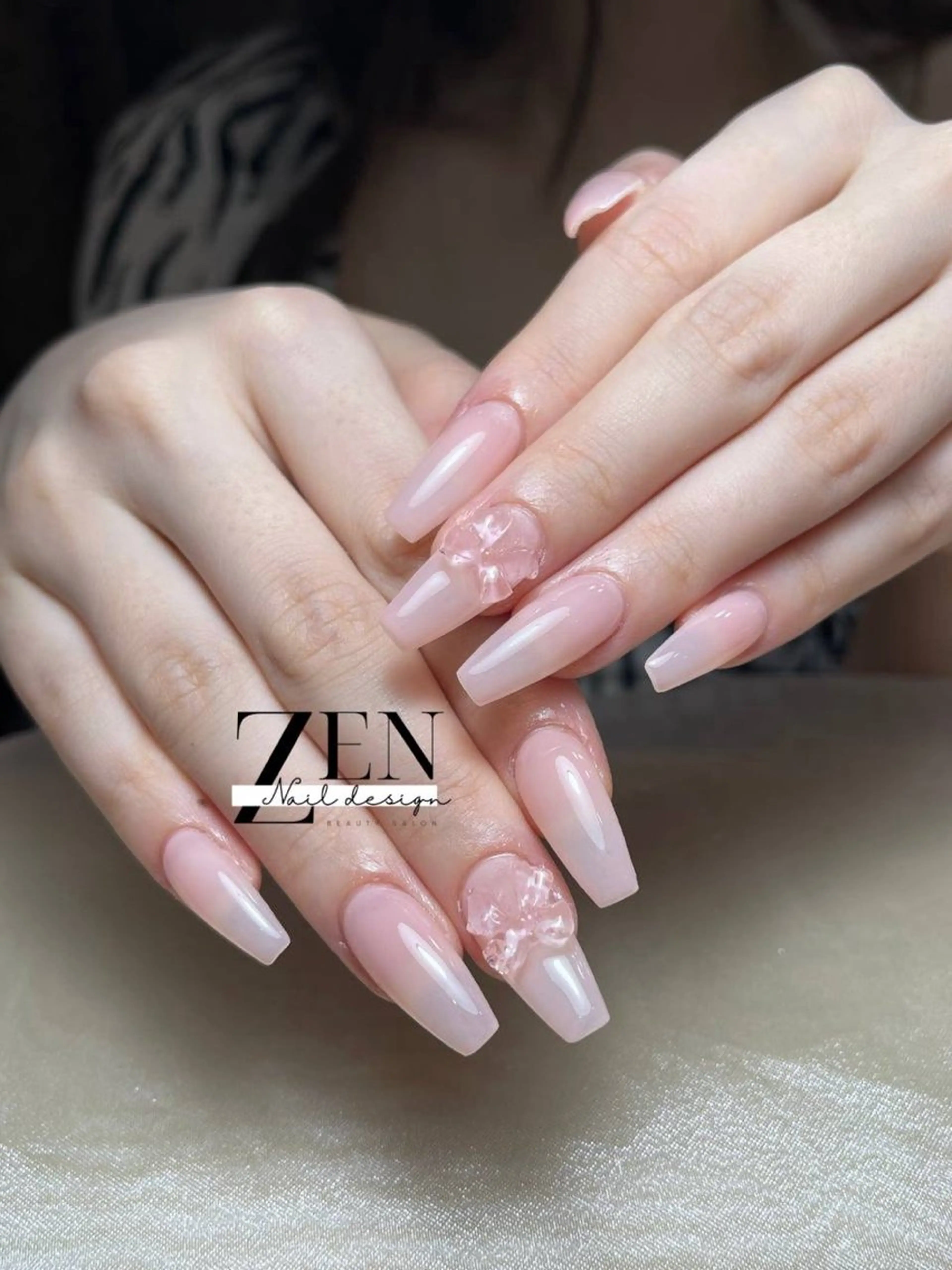 ネイル チークネイル 長さ出し フレンチネイル 韓国ネイル マグネットネイル ハンドネイル Zen Nail Design 池袋のネイルデザイン
