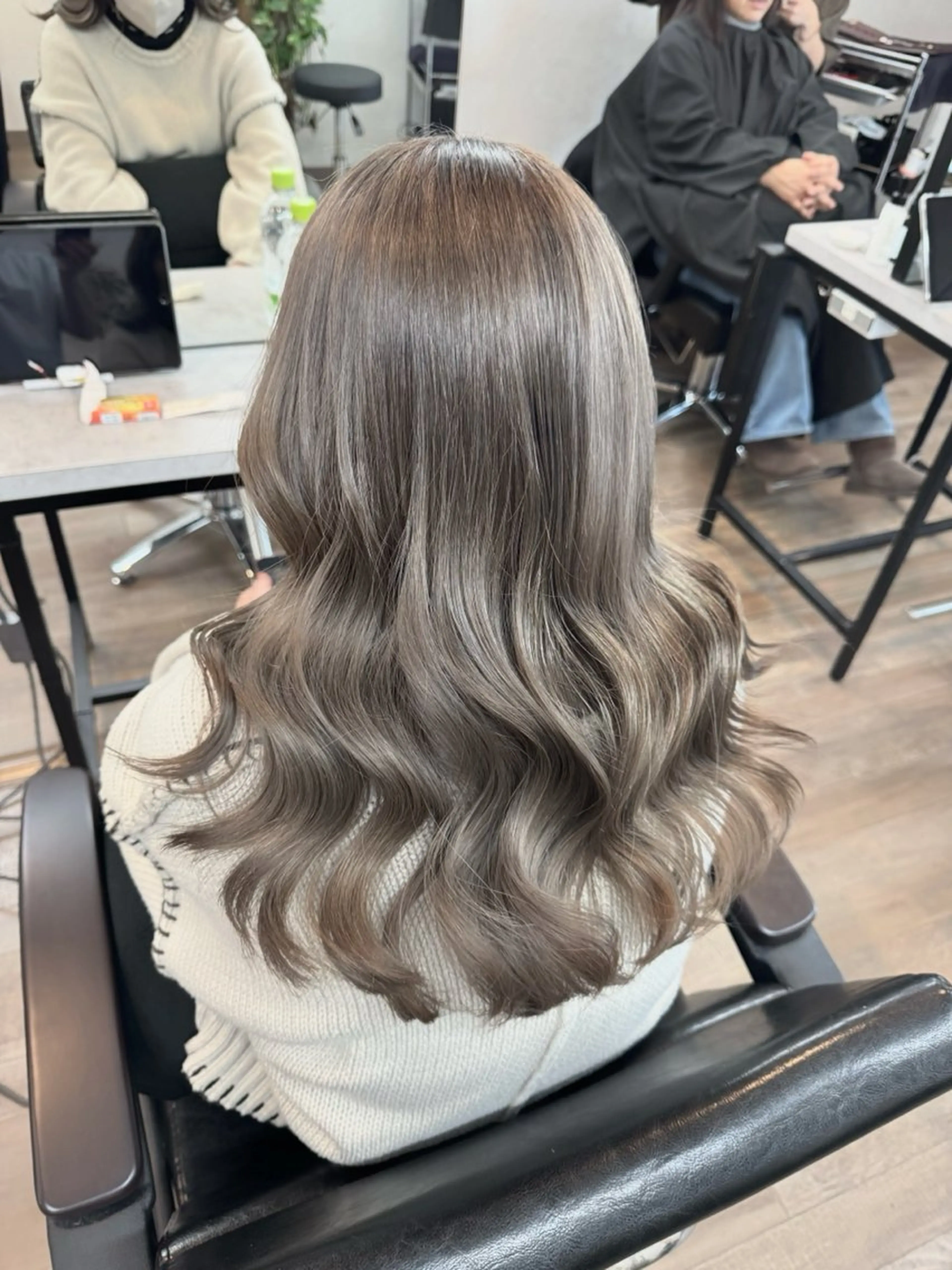 ロング 🦖こみなと みゆ🦖のヘアスタイル