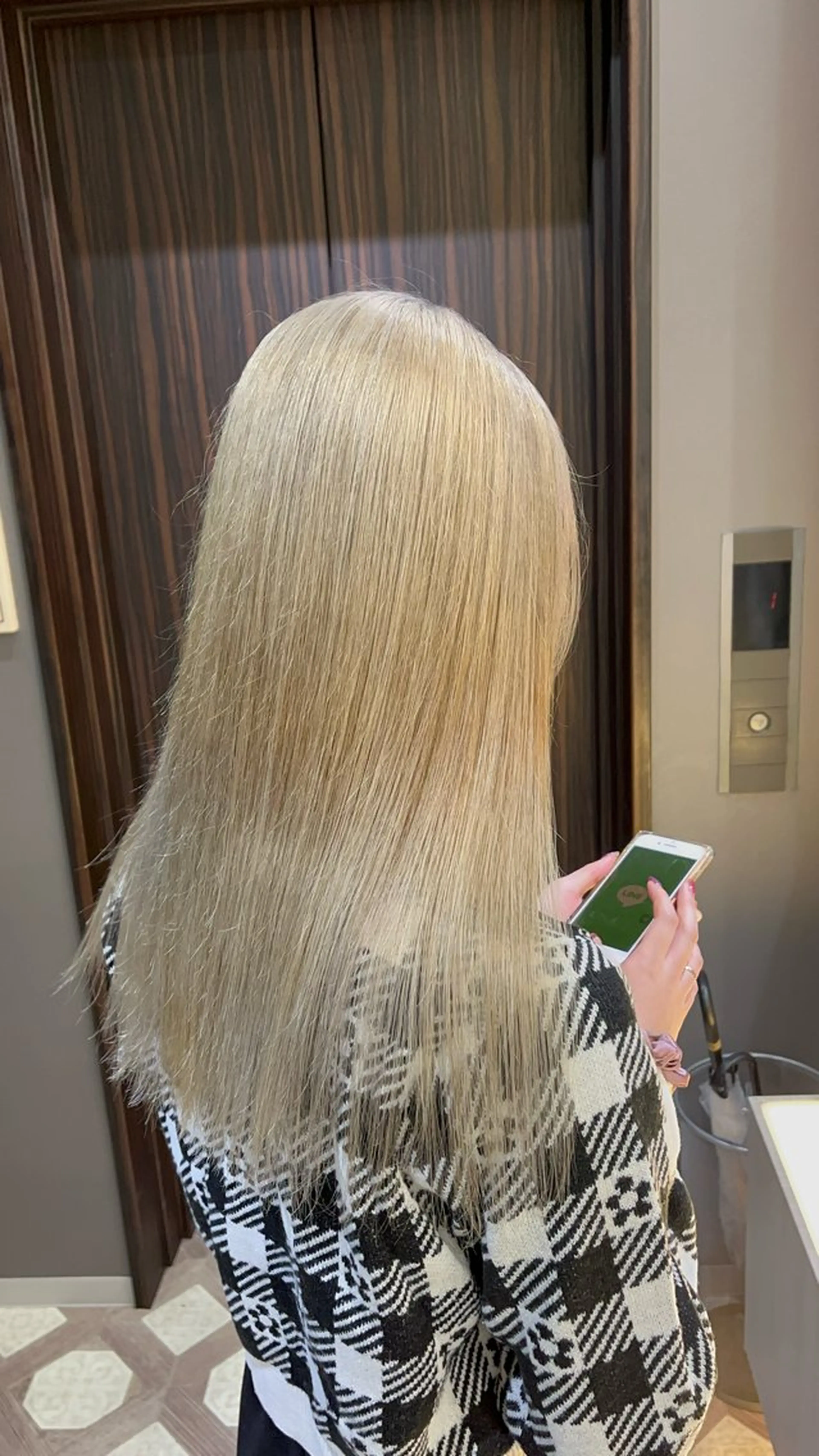 セミロング カラー dao/ミルクティー /ブラウン/ブロンドのヘアスタイル