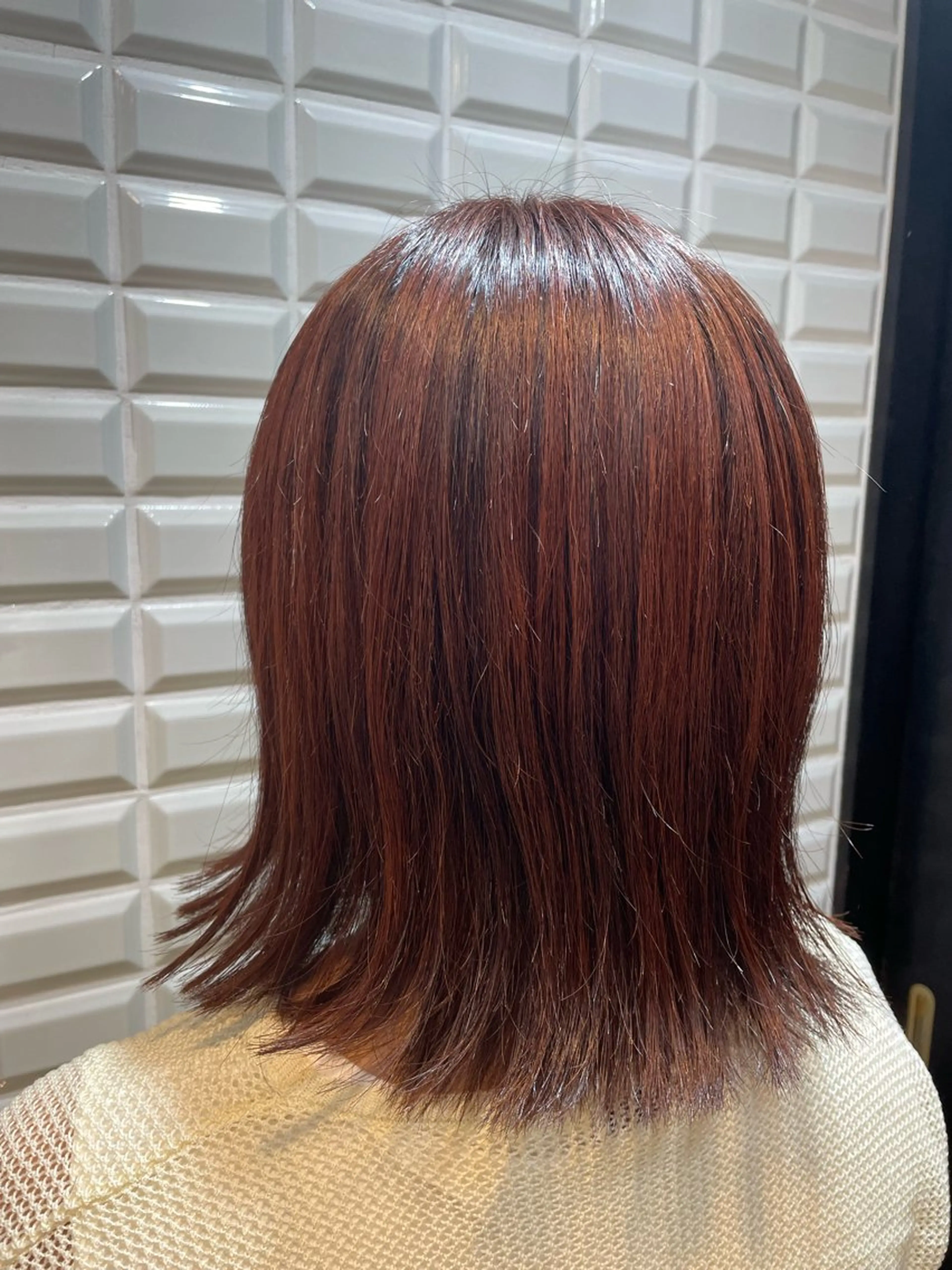 ミディアム 波巻き、ツイスト パーマモデル募集中のヘアスタイル