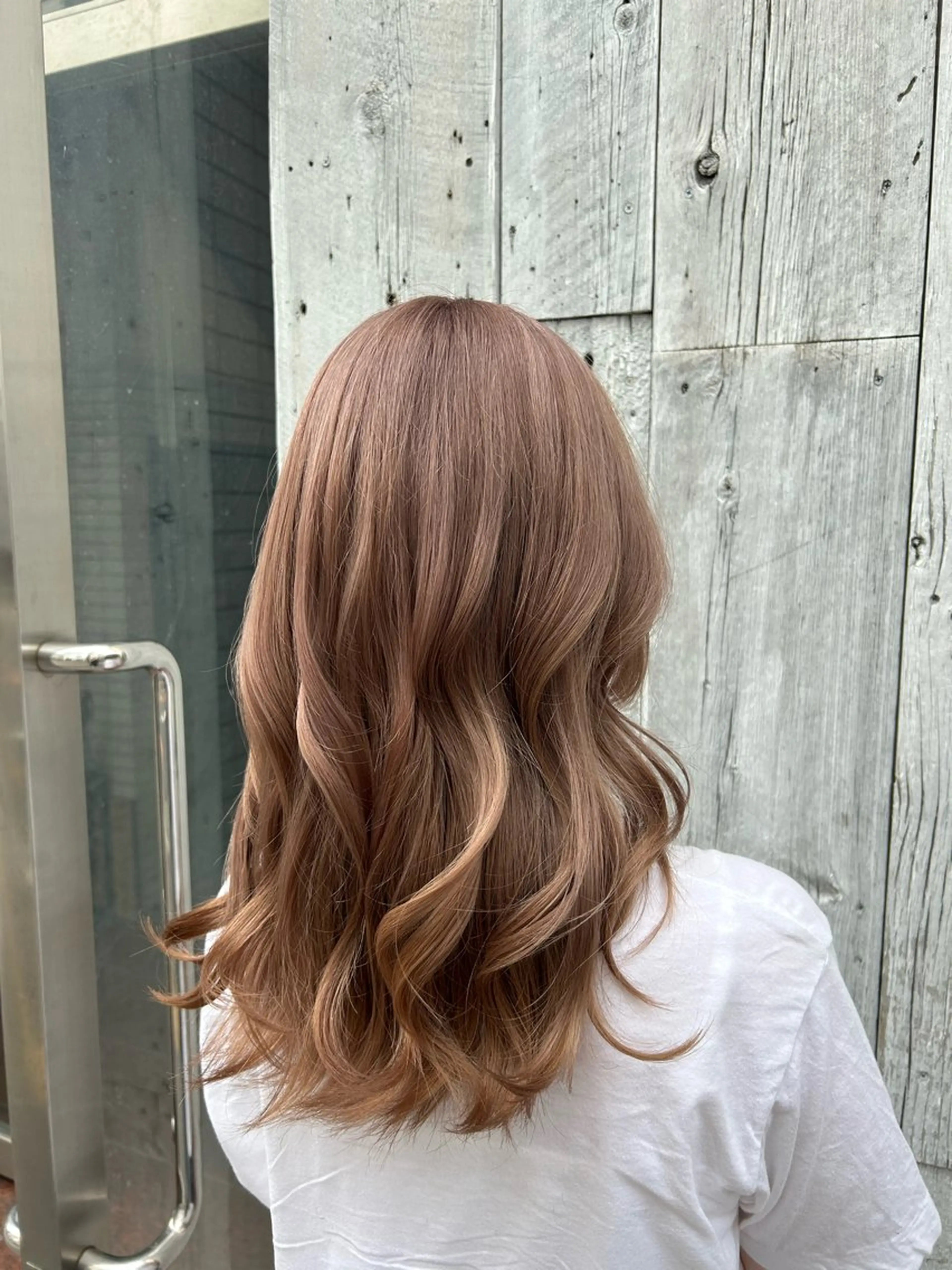 ご新規様限この価格‼平日限定🐬カラーモデル特別価格🐬ダブルカラー(ブリーチカラー)＋CMCトリートメントの写真