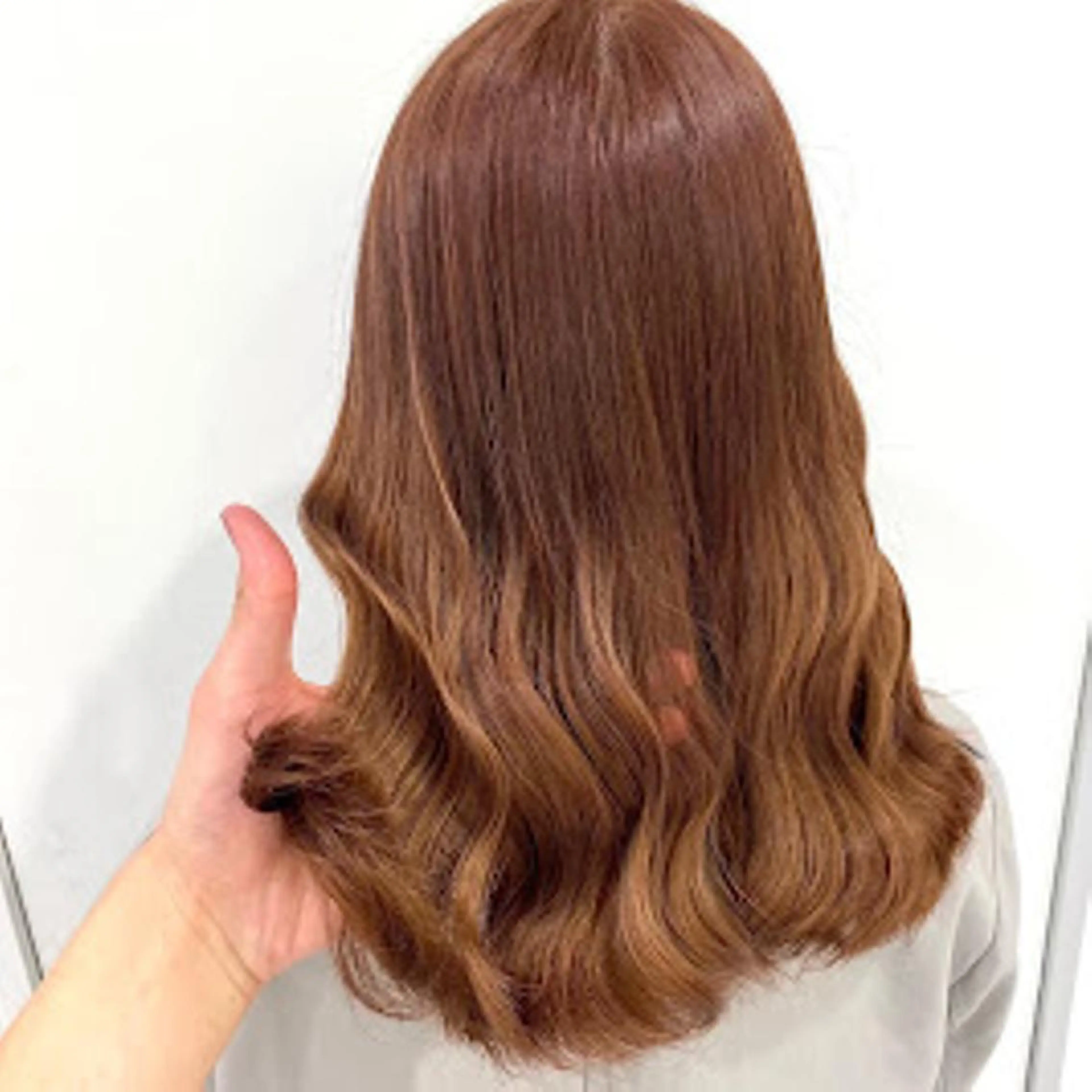 カラー 【公式】DISCO銀 座🪩トレンド🪽のヘアスタイル