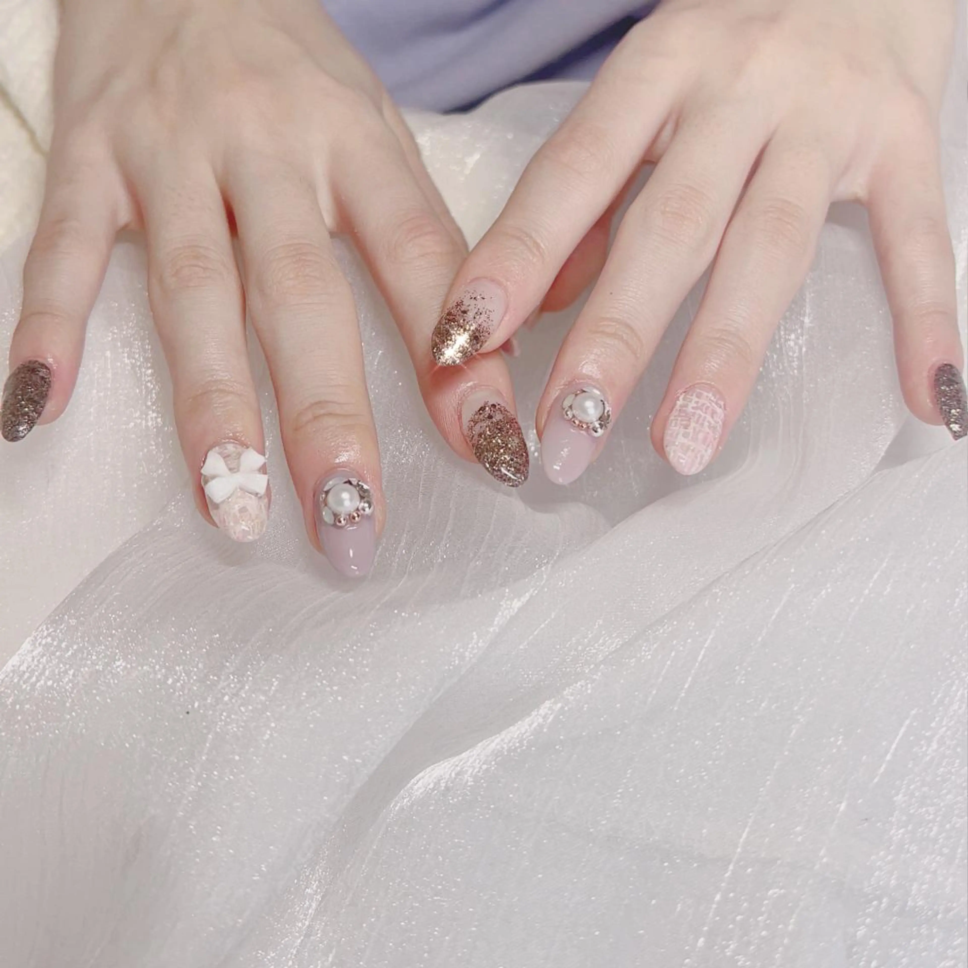 ネイル オーロラネイル フレンチネイル ジェルネイル 韓国ネイル マグネットネイル ハンドネイル ハンドケア 【ENサロン】 Rei🎀Nailのネイルデザイン