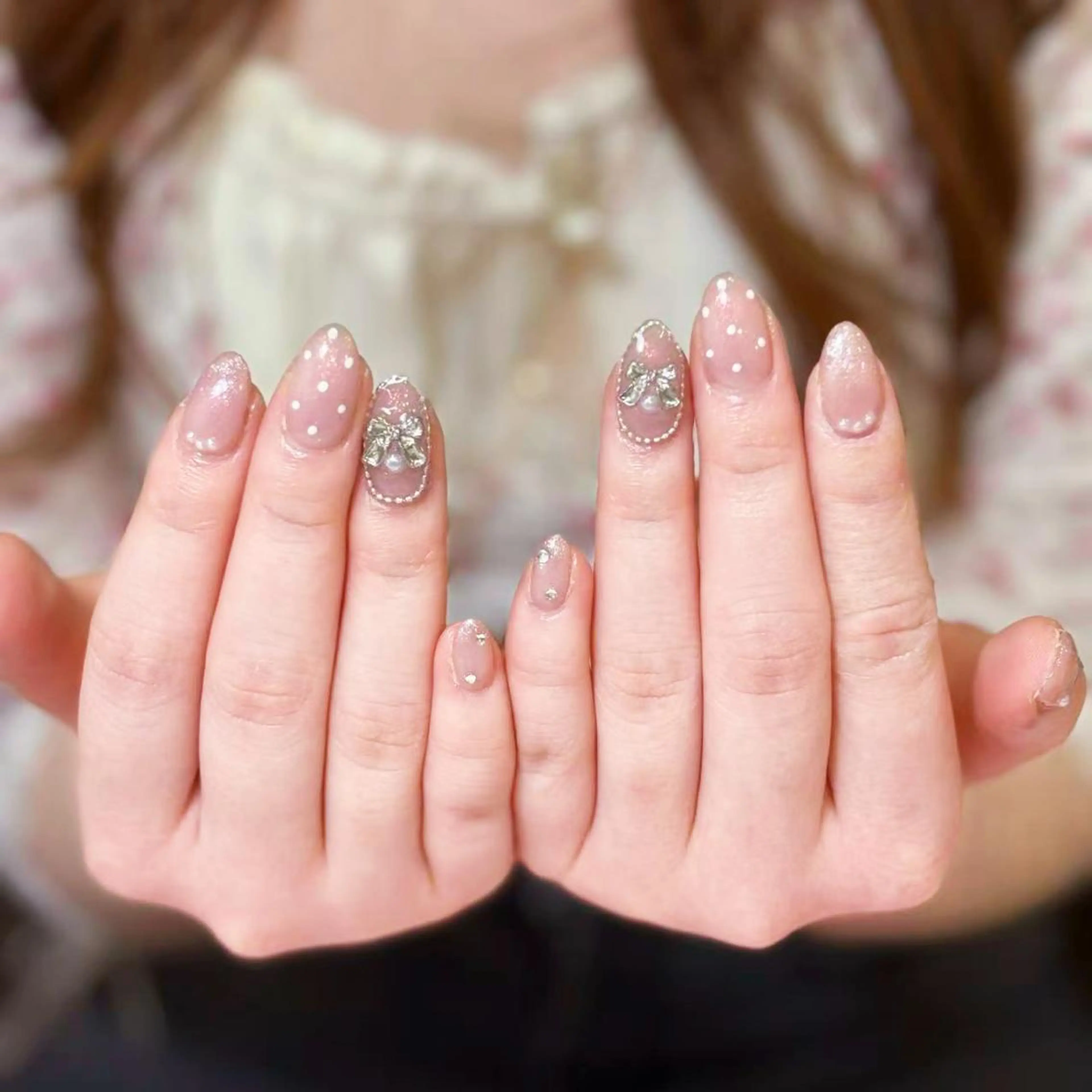ネイル アートネイル オーロラネイル ガーリー キラキラネイル 韓国ネイル ハンドネイル DIANMOND NAIL🌸のネイルデザイン