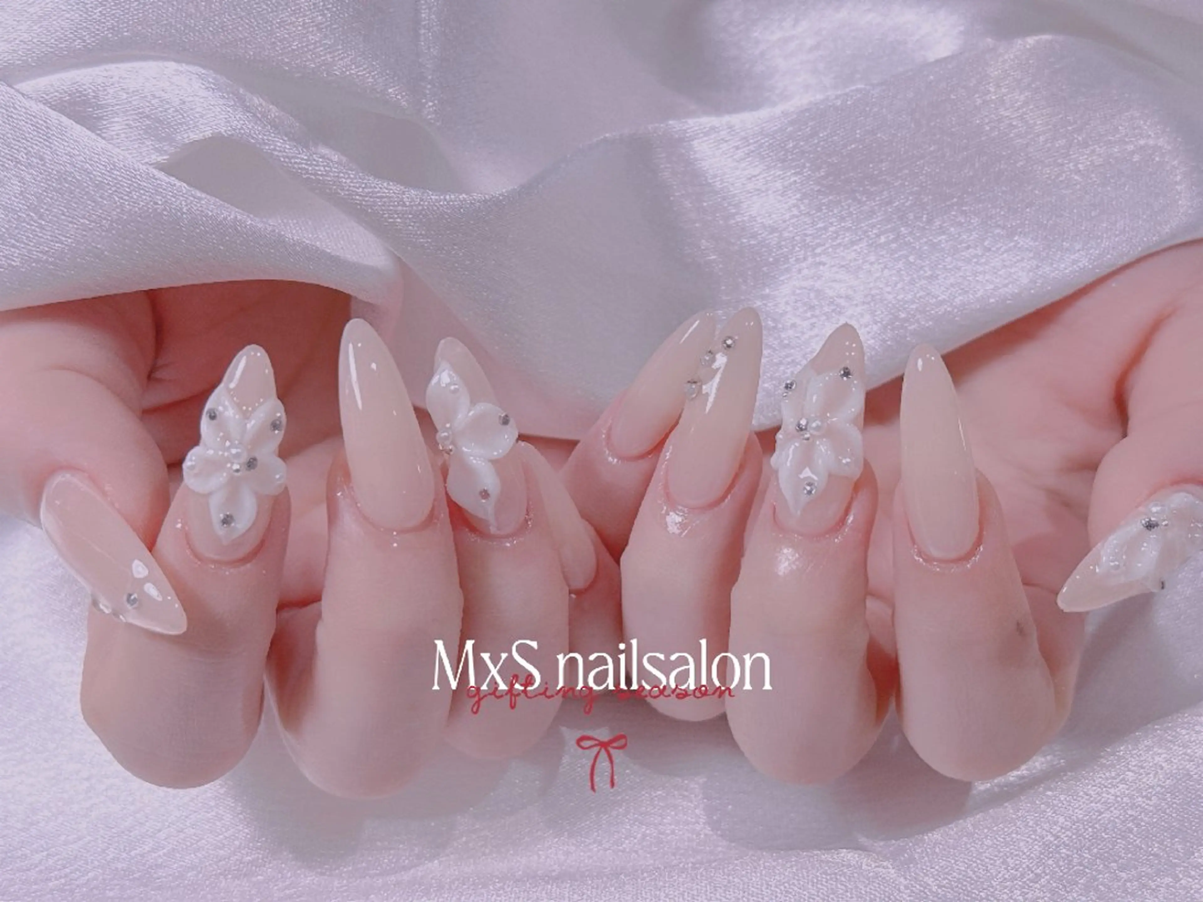 ネイル ジェルネイル 韓国ネイル マグネットネイル パラジェル バレンタイン ハンドネイル ハンドケア MxS Nail(長さだし/フィルイン/マグネット/韓国ネイル/ワンホンネイル/ワンカラー)所属・MxS リィリィのネイルデザイン