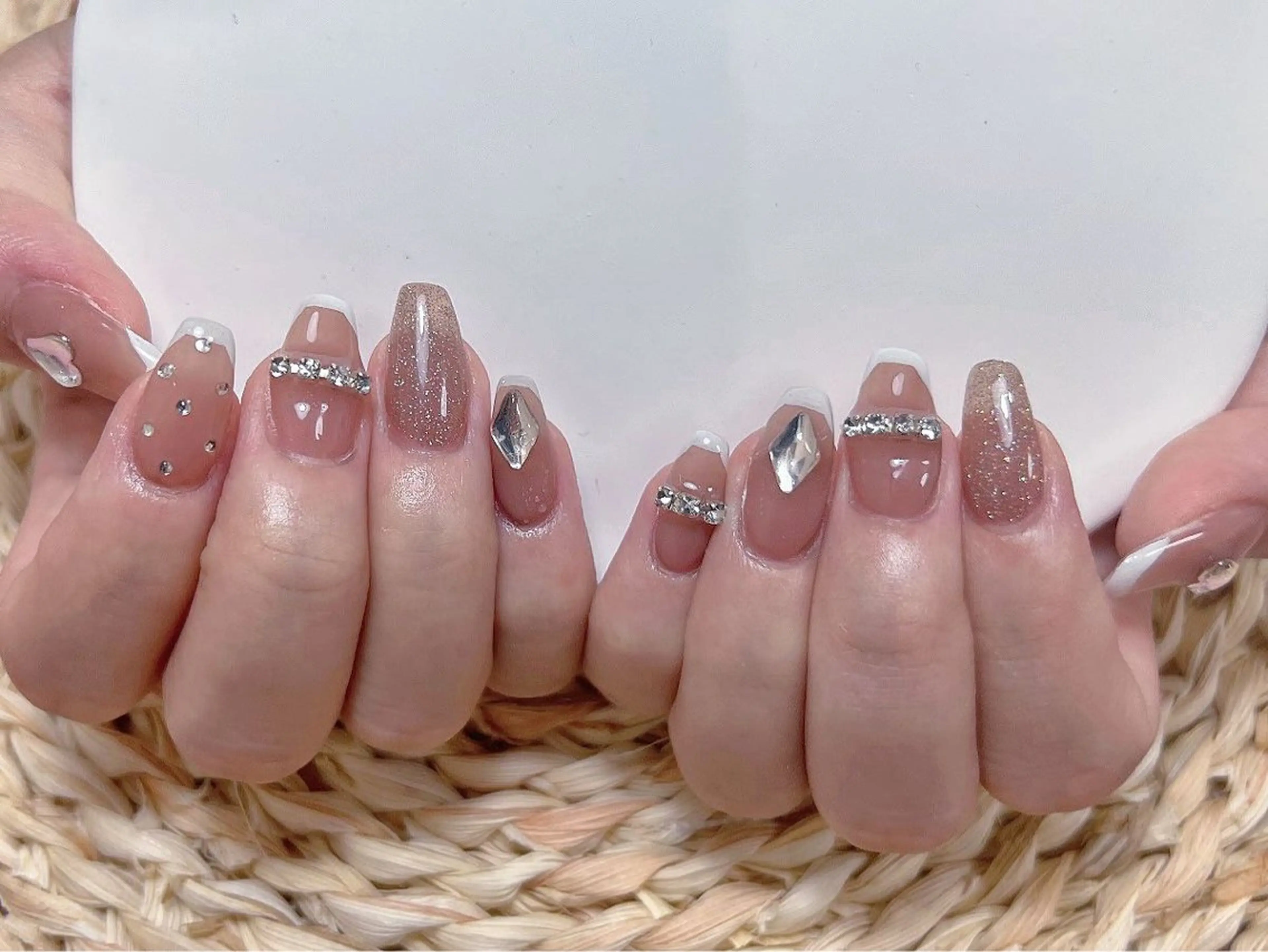 ネイル 持ち込み ハンドネイル ハンドケア DEMAIN- 🕊️のネイルデザイン