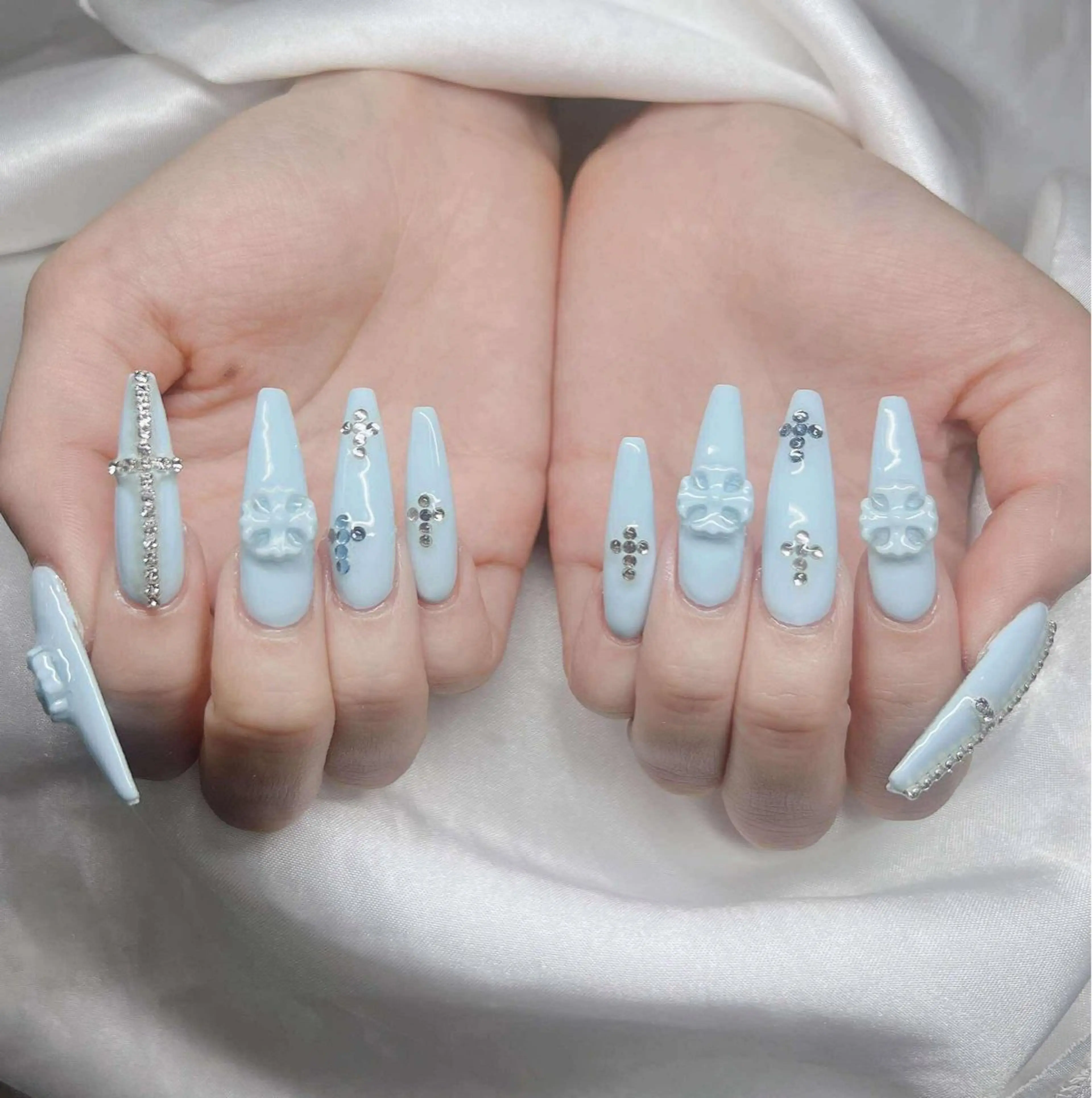 ネイル ハンドネイル Lee Nailsのネイルデザイン