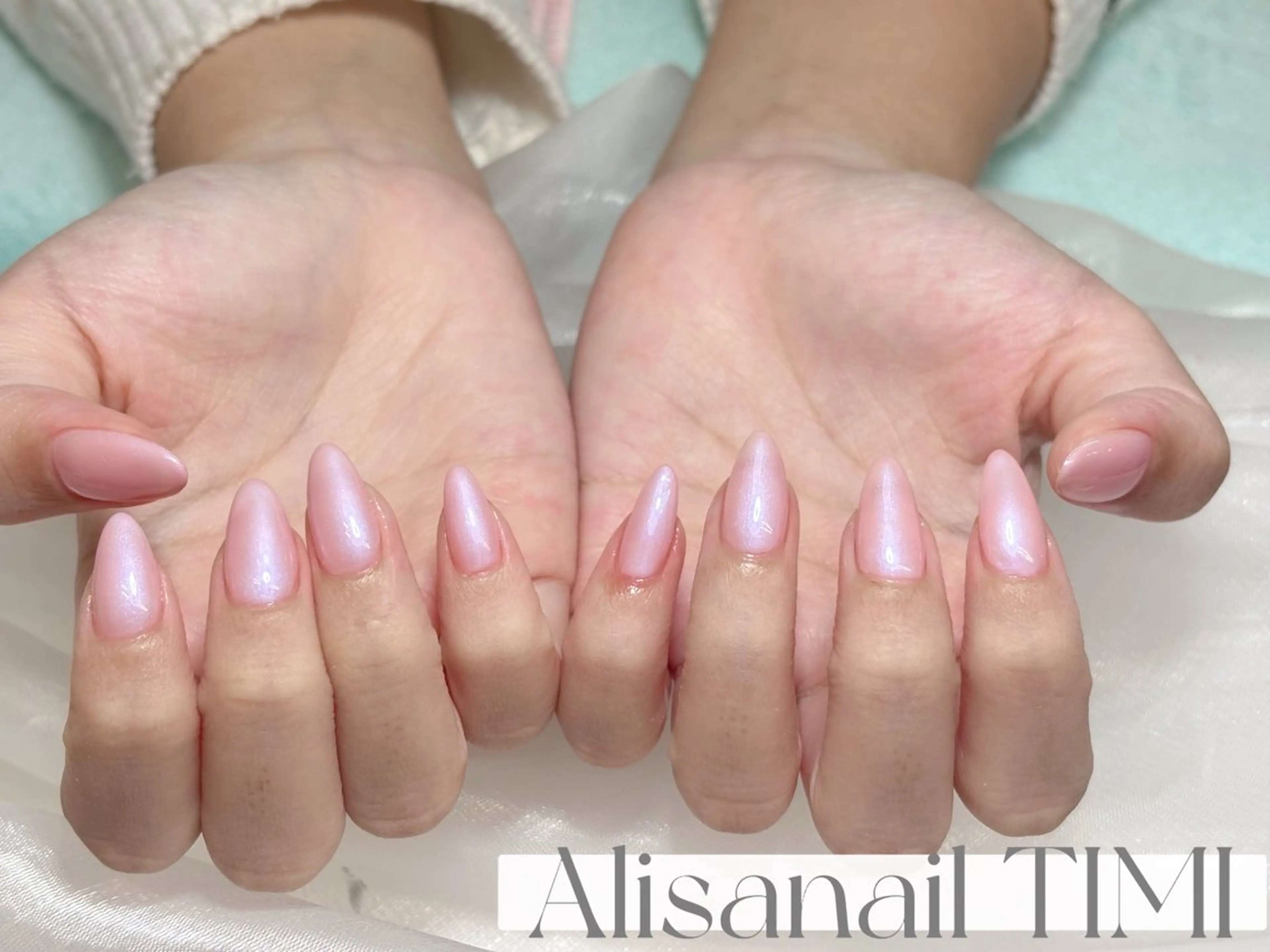 ネイル ラメ(グリッター) ワンカラーネイル ピンク ハンドネイル Alisa nail Timiのネイルデザイン