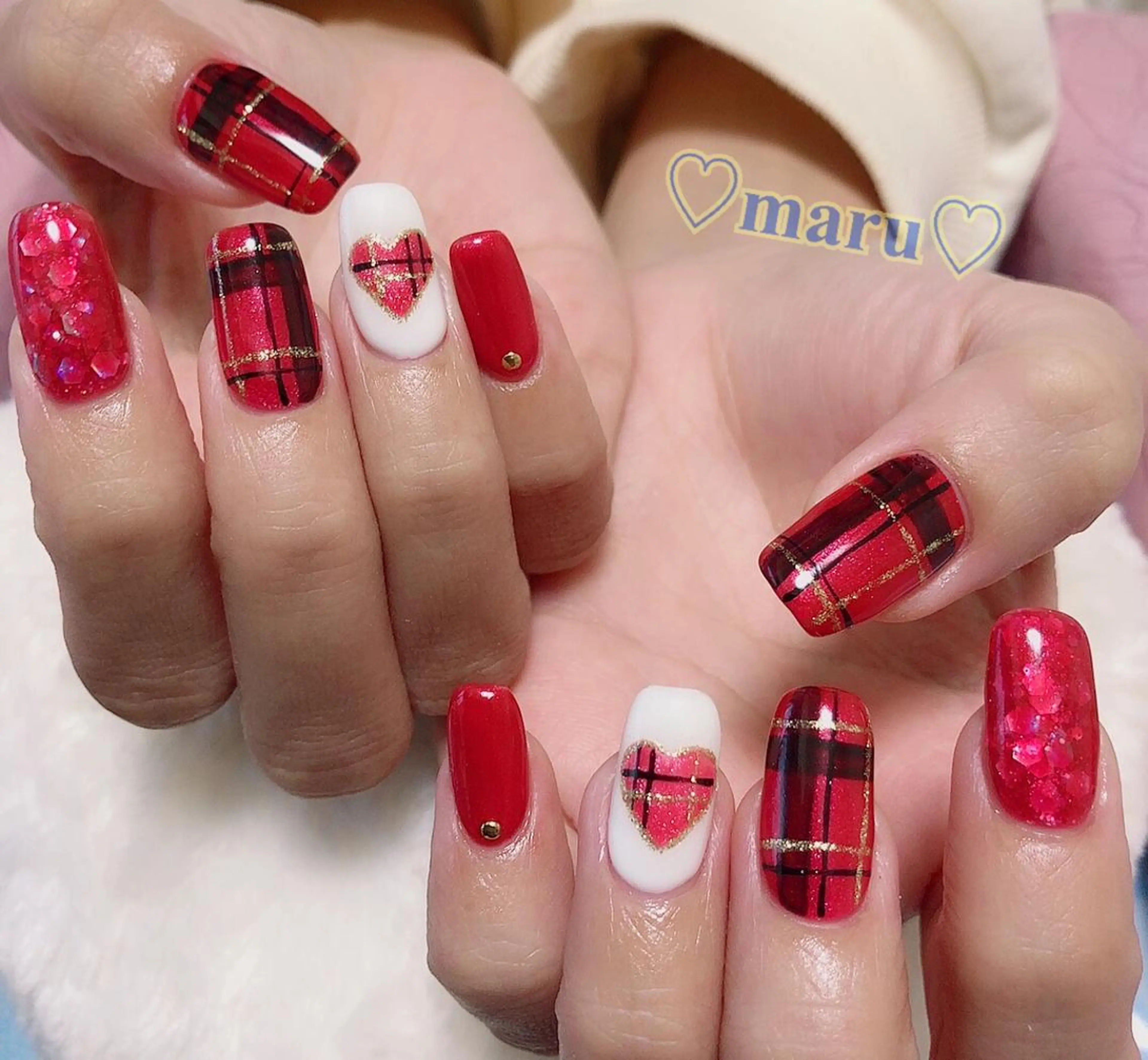 ネイル ハンドネイル フットネイル まるみ ♡のネイルデザイン