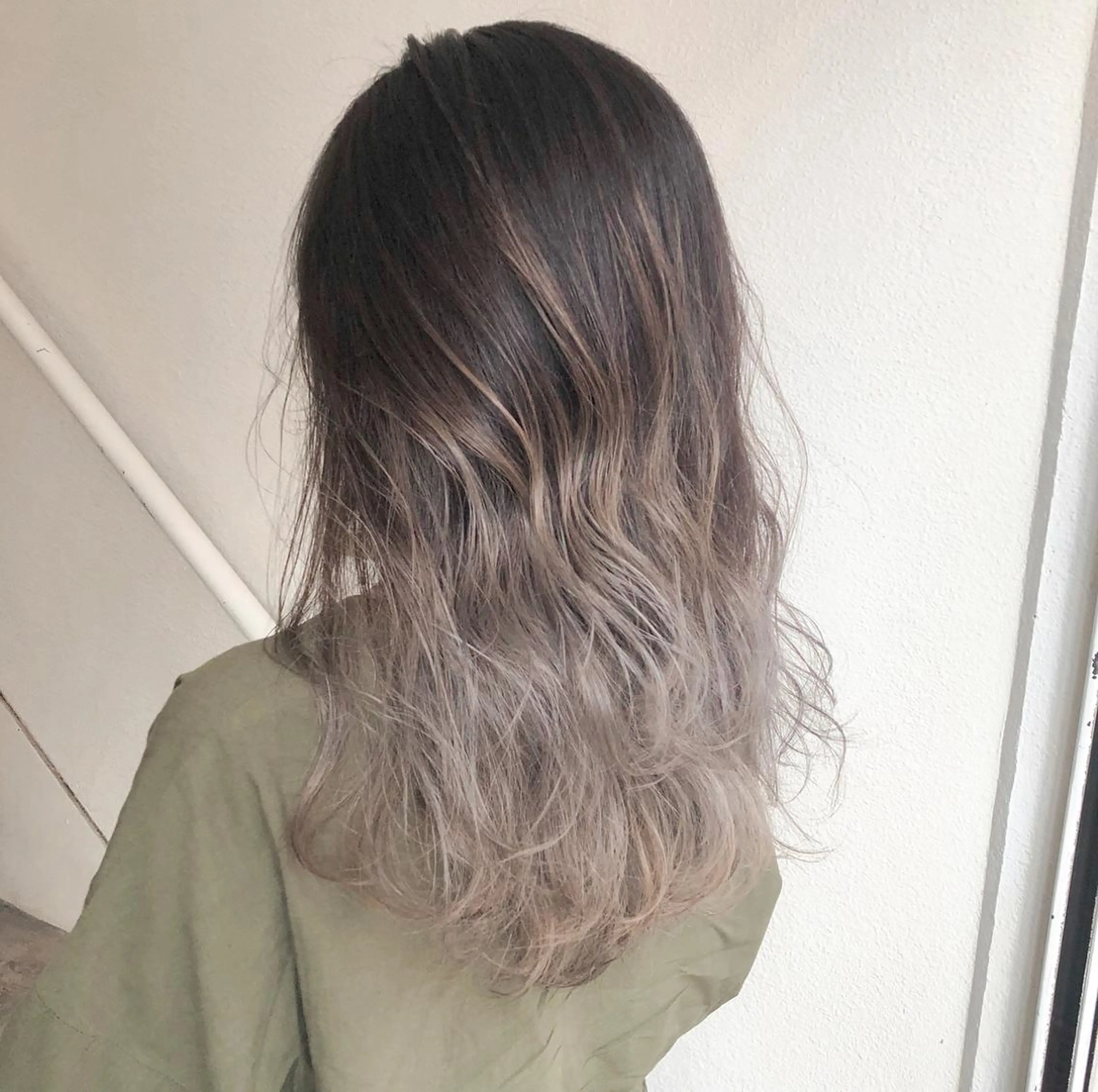 ロング カラー XYZ新宿所属・⭐️DAIKI⭐️ ハイトーン/髪質改善のヘアスタイル