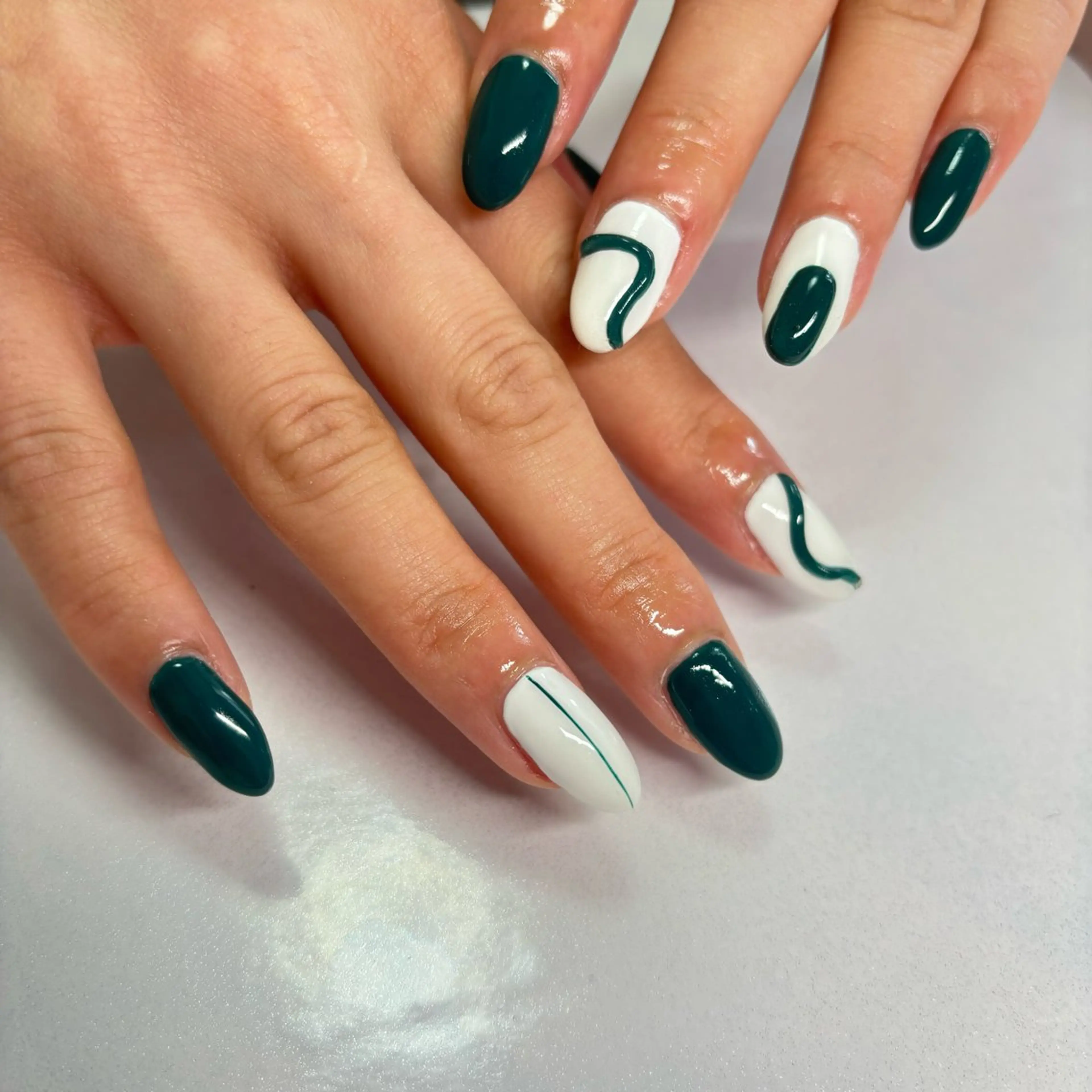 ネイル ハンドネイル RE💟N.NAIL ラテン系お姉さんのネイルデザイン