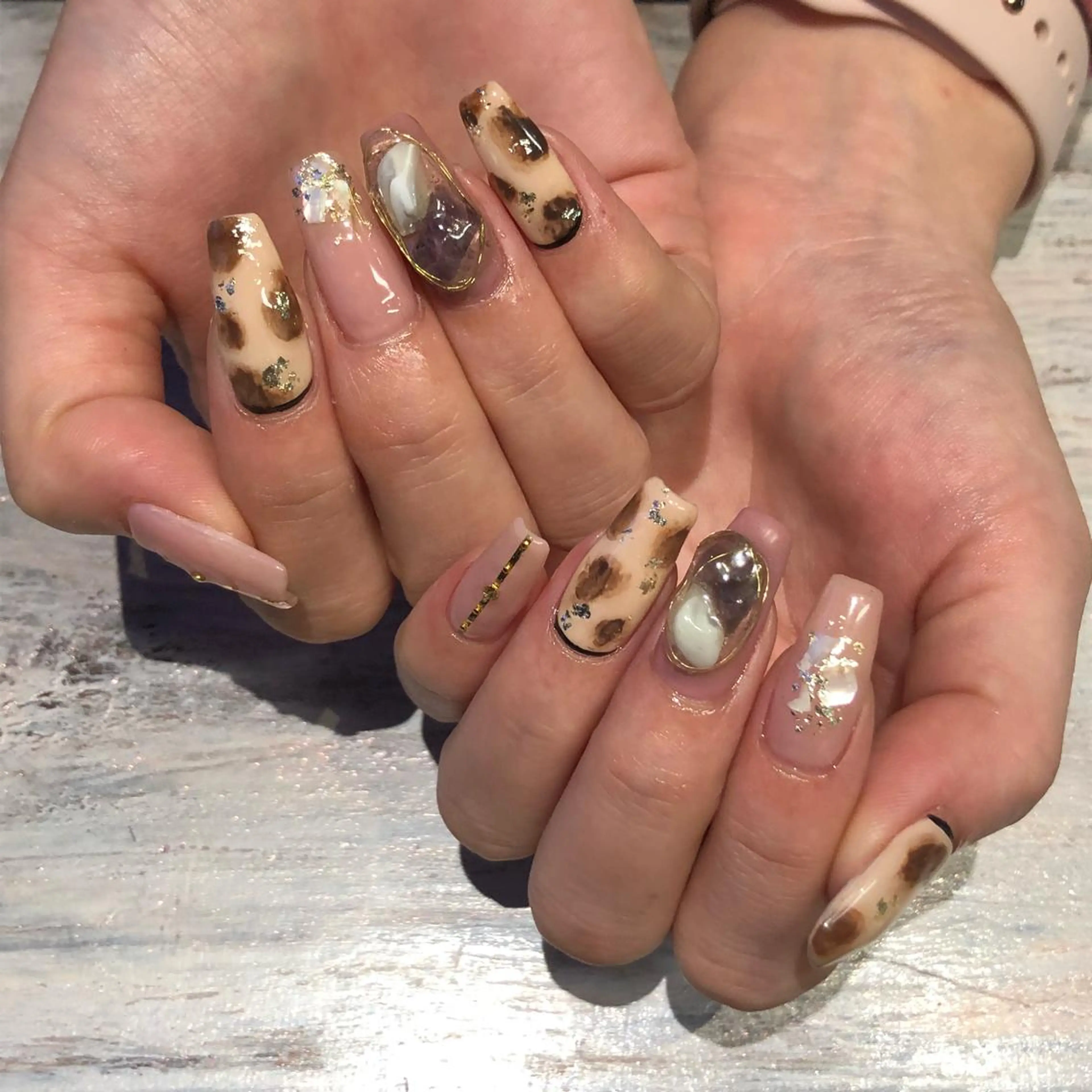 ネイル crestnail所属・小林 束紗のネイルデザイン