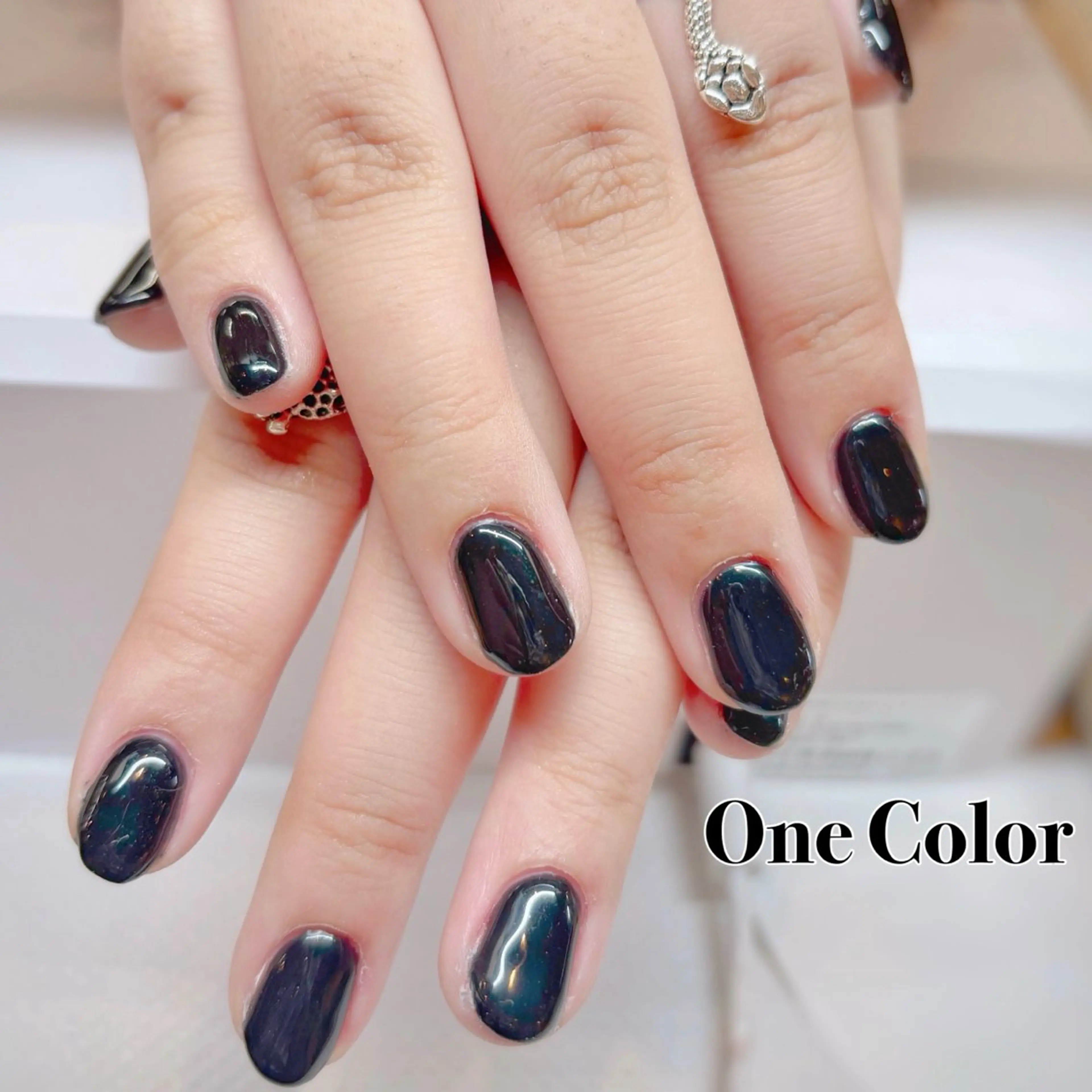 ネイル ワンカラーネイル ネイルサロンエーナイン本店所属・【モデル募集中】 hina🌼のネイルデザイン