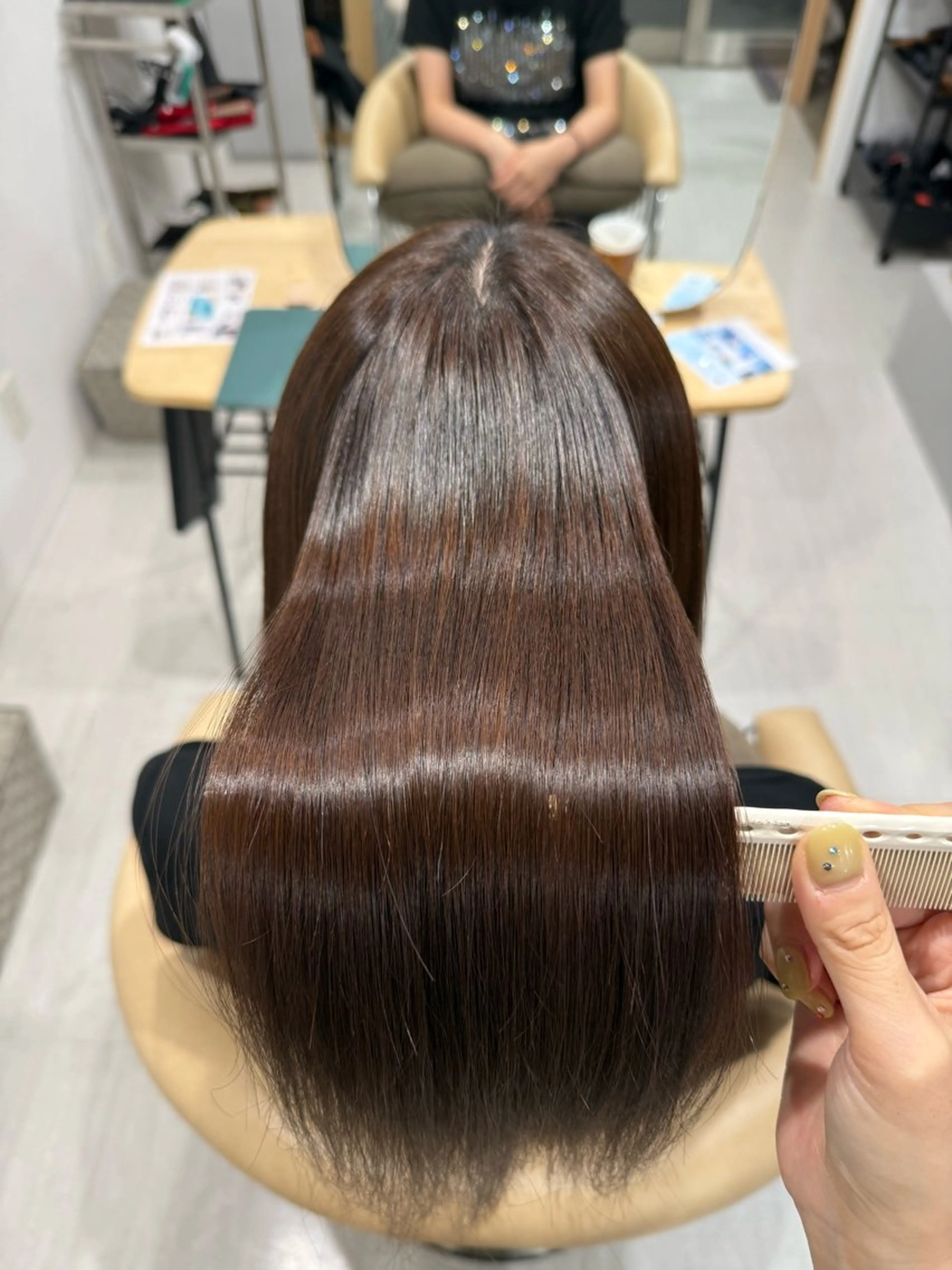 セミロング 縮毛矯正 トリートメント 鈴木 千尋のヘアスタイル