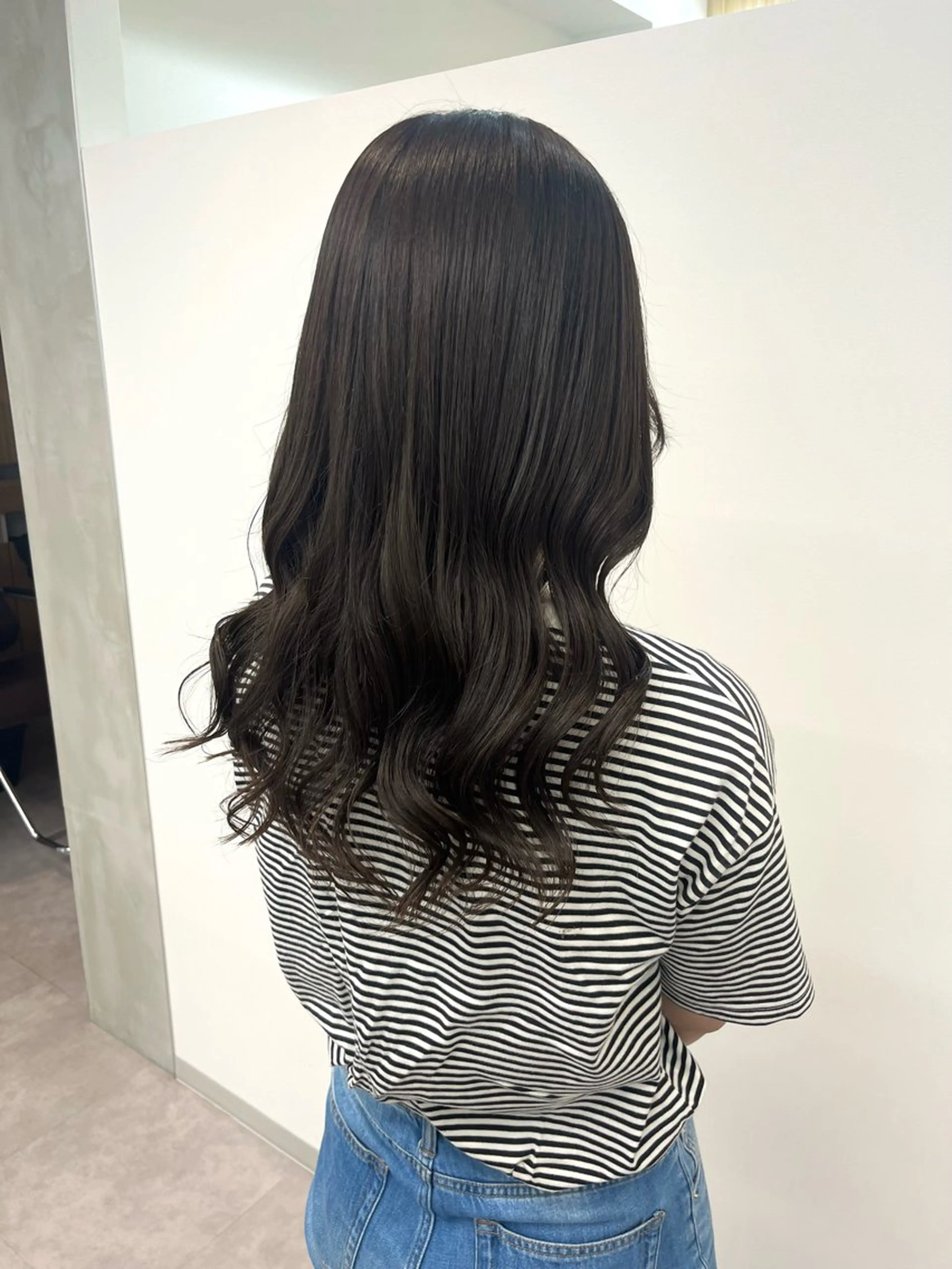 セミロング カラー charer eye salon所属・マブチ キサラのマツエク・マツパデザイン