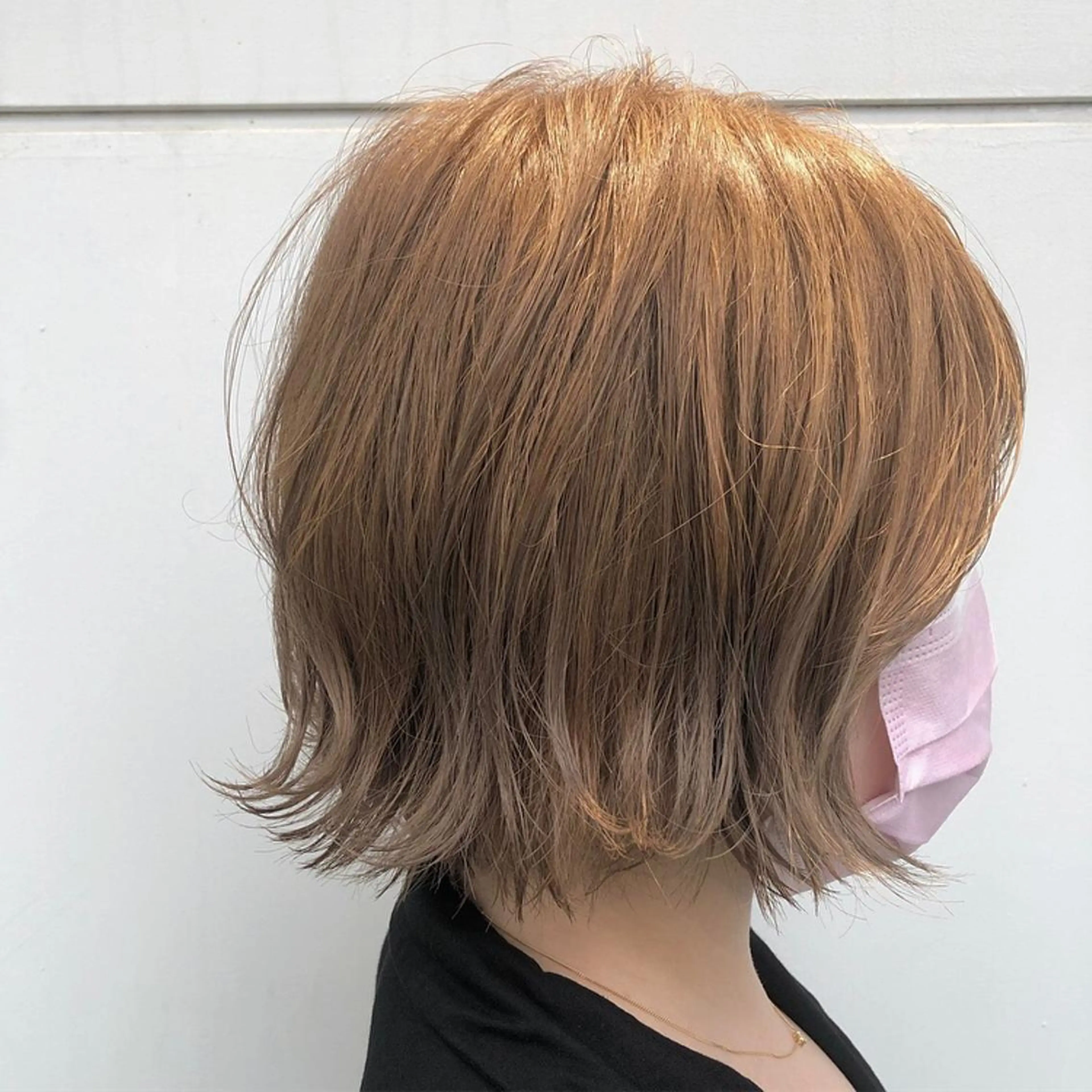 ショート カラー ベージュカラー ヘアカラー トリートメント カトウ ユウカのヘアスタイル