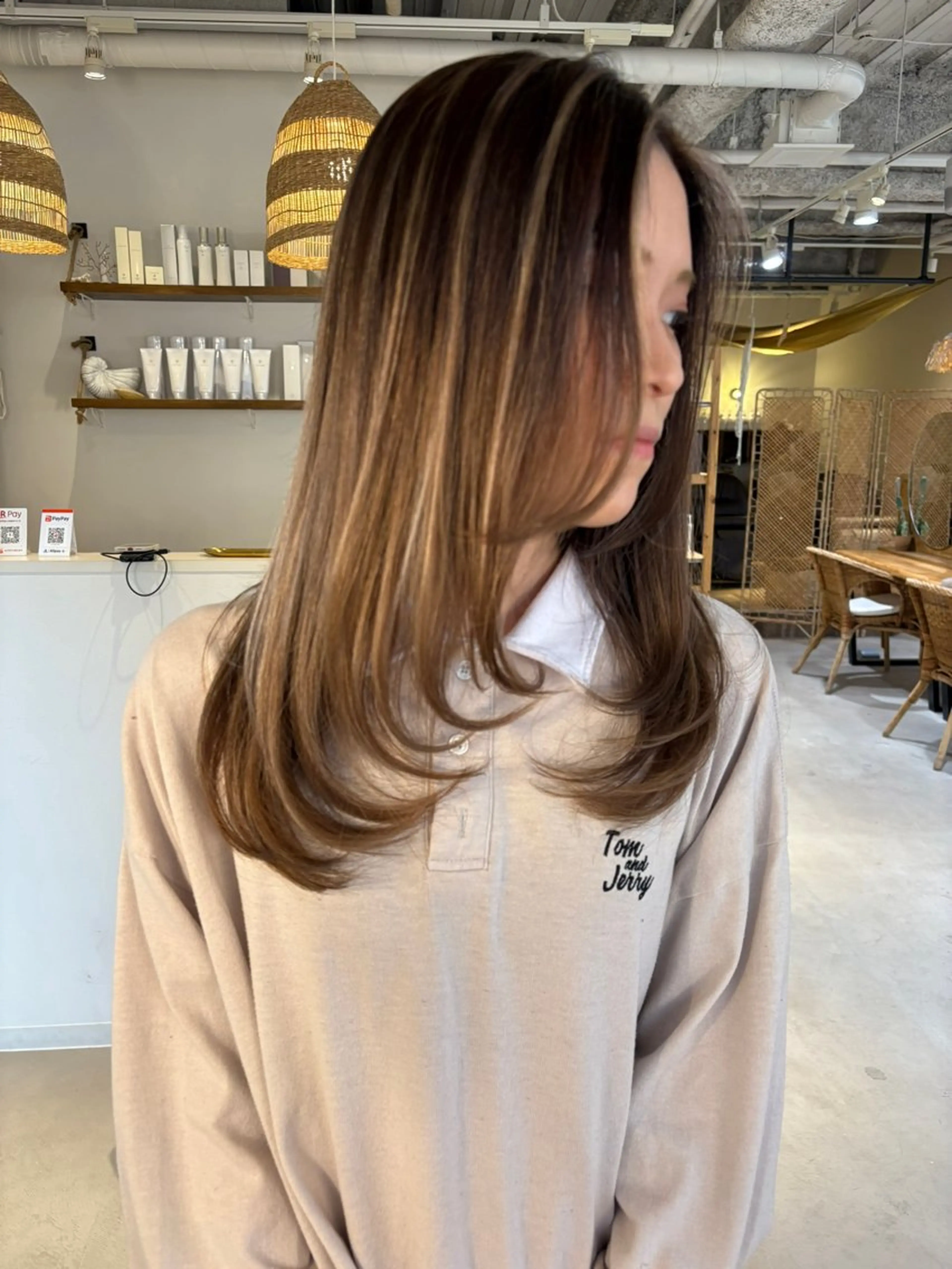 セミロング ヘアカラー ココルアナ 豊中美容室のヘアスタイル