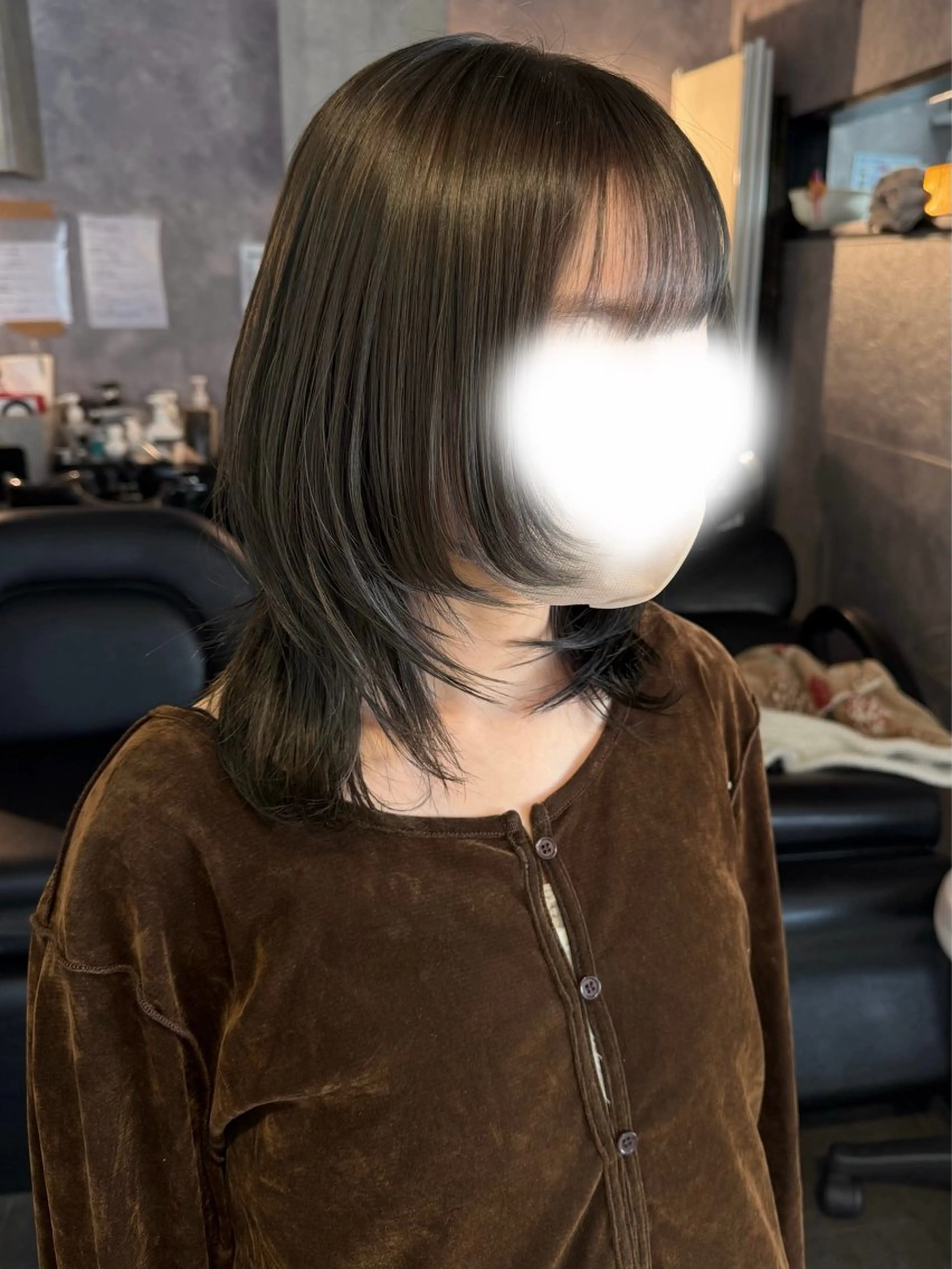 ミディアム カラー ミディアムレイヤー グレージュ オリーブグレージュ オリーブグレー レイヤーカット カット ヘアカラー 🏹あみ🏹艶髪 /オリーブカラー‪のヘアスタイル