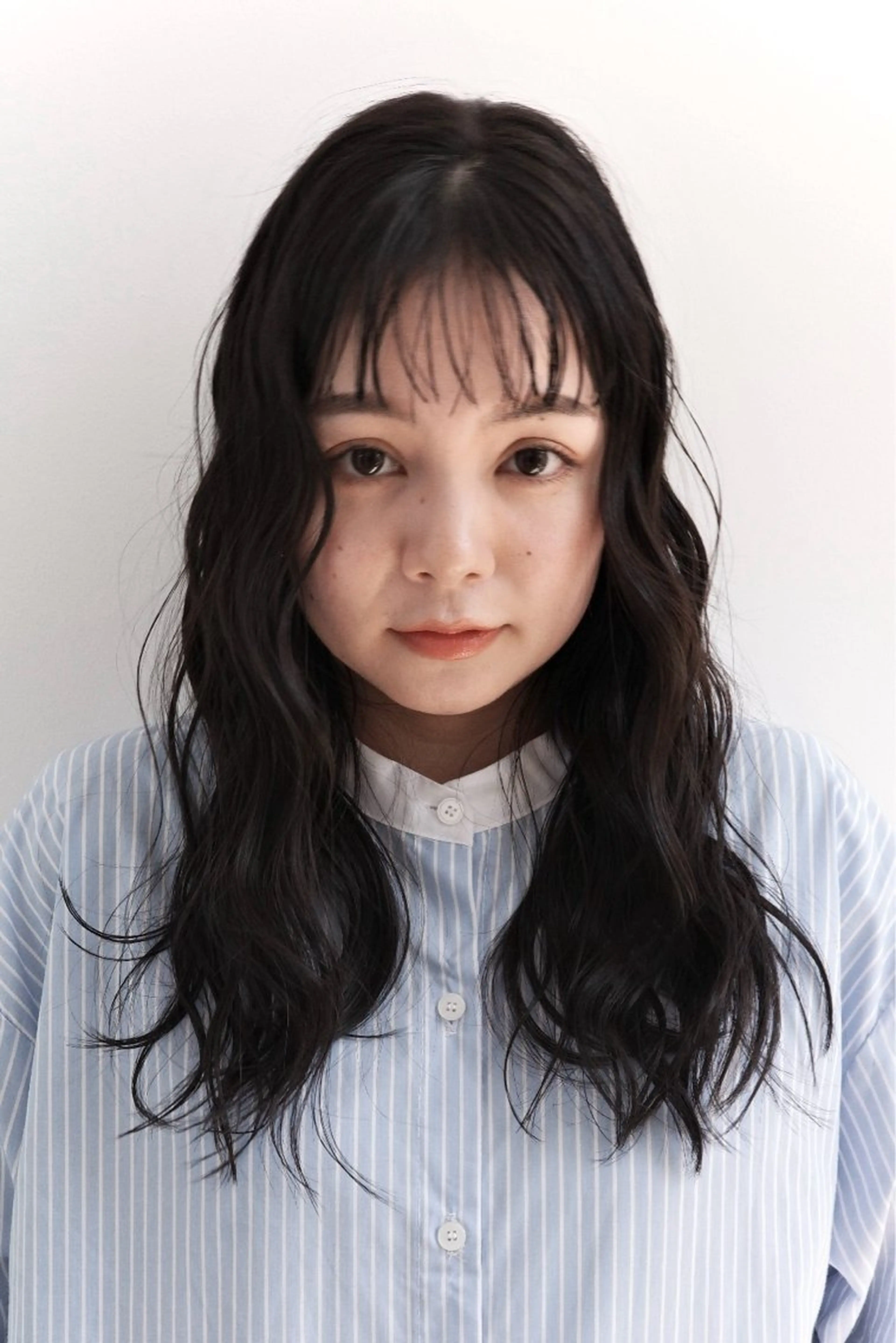 セミロング カラー レイヤーカット ローレイヤー KOHNO/ブリーチ なし/透明感カラーのヘアスタイル