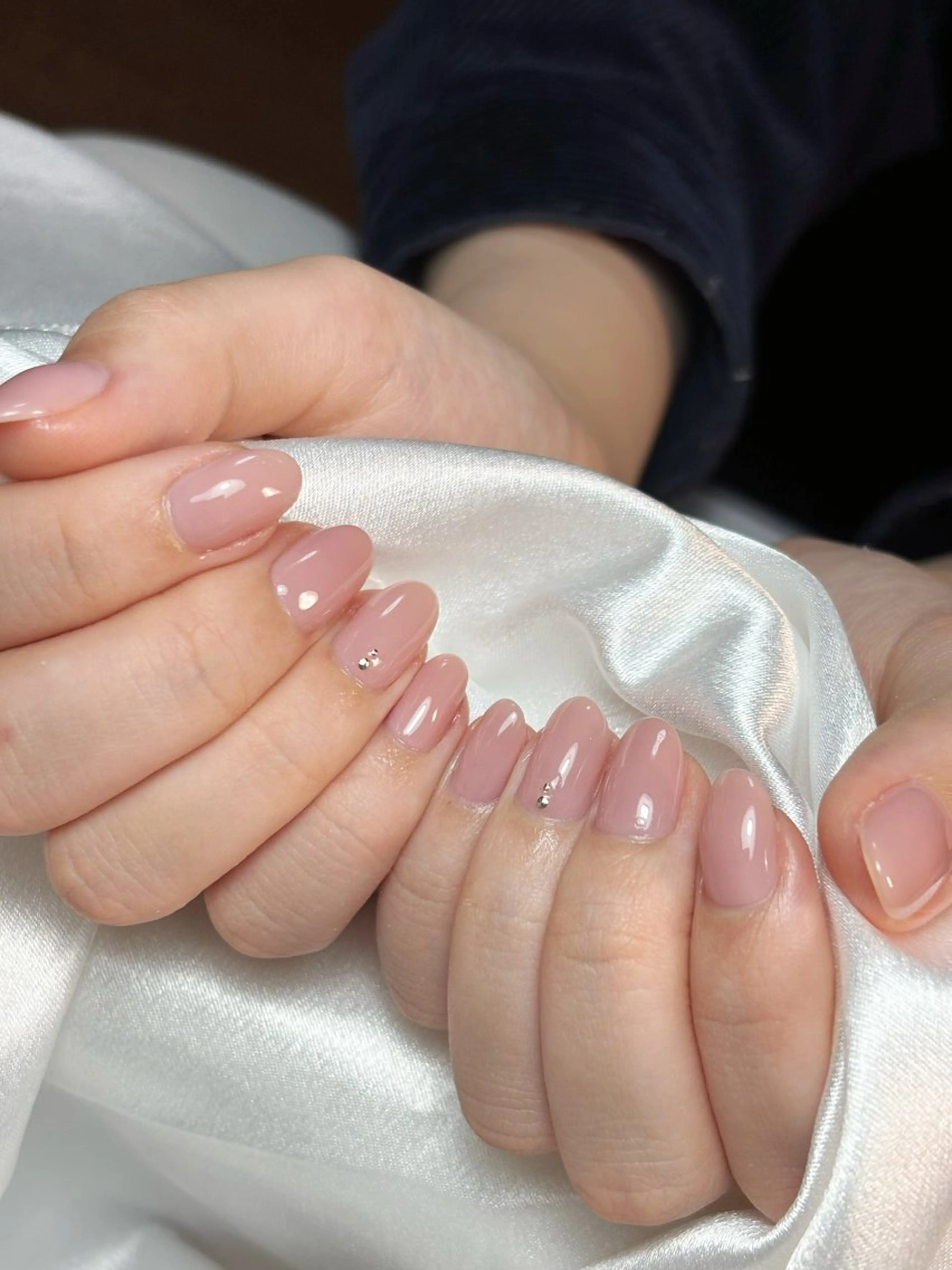 ショート ハンドネイル Revision nailsのネイルデザイン