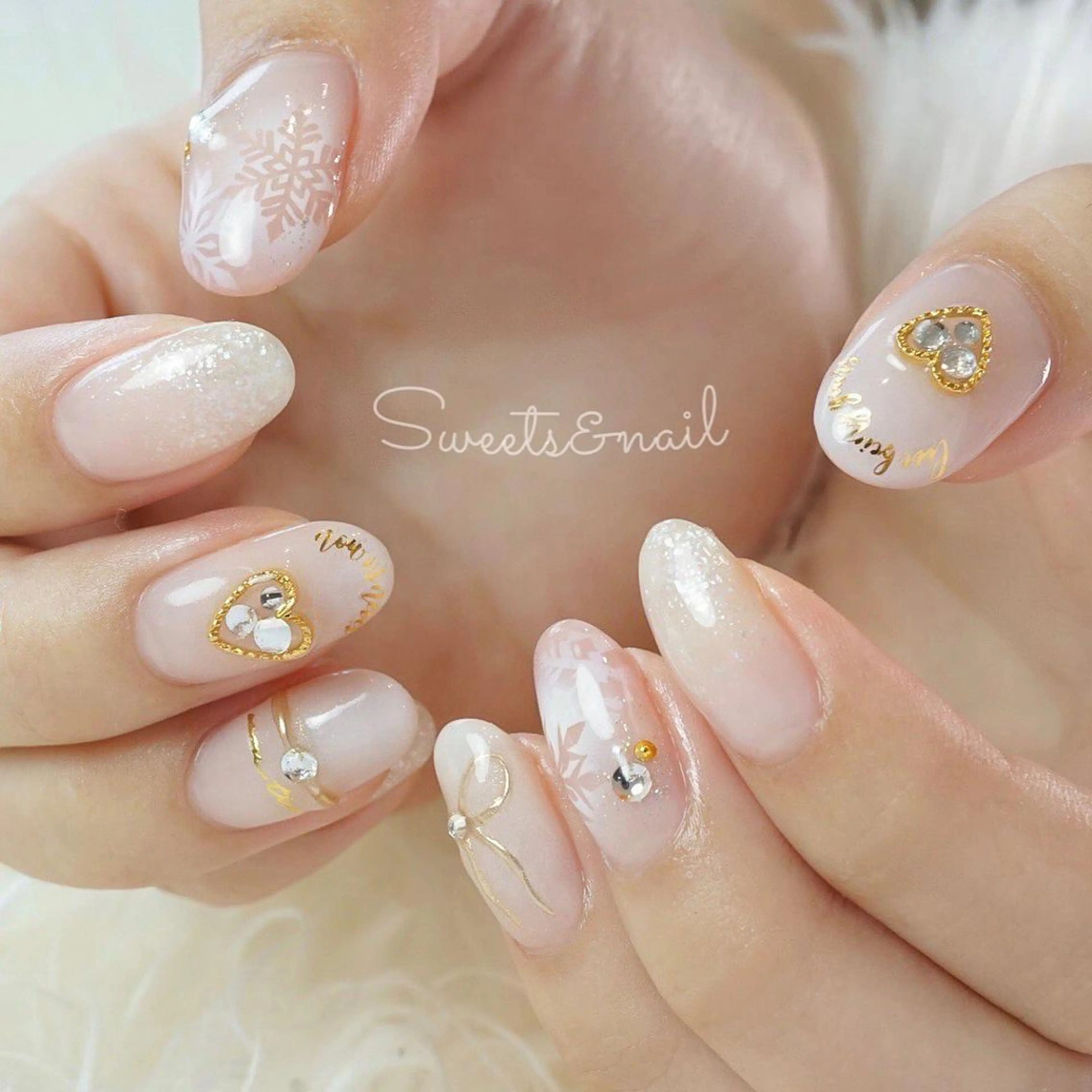 ネイル アートネイル ジェルネイル ガーリー ゴールド グラデーション Sweets& nail みなこのネイルデザイン