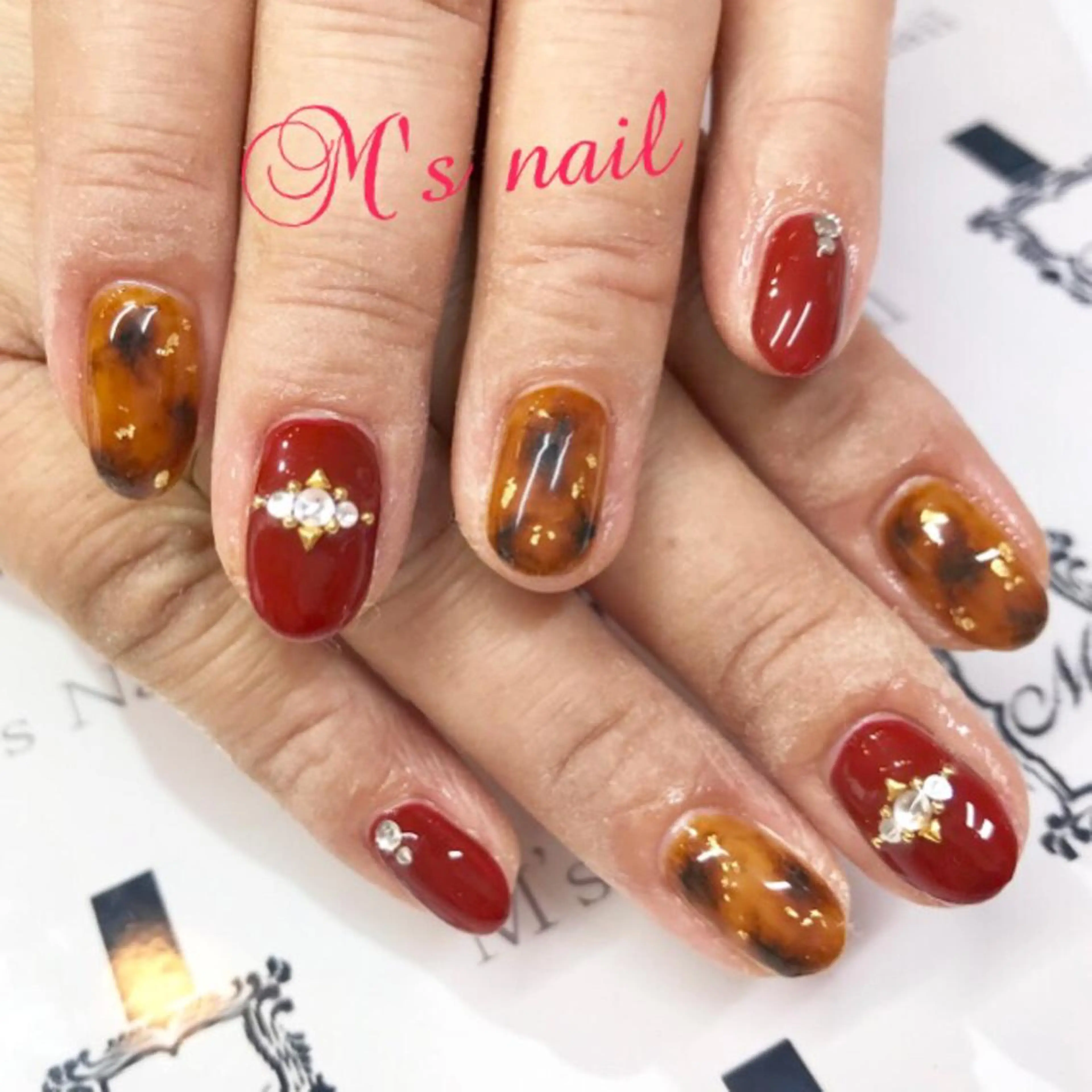 ネイル べっ甲ネイル M's nail所属・M's nail ..のネイルデザイン